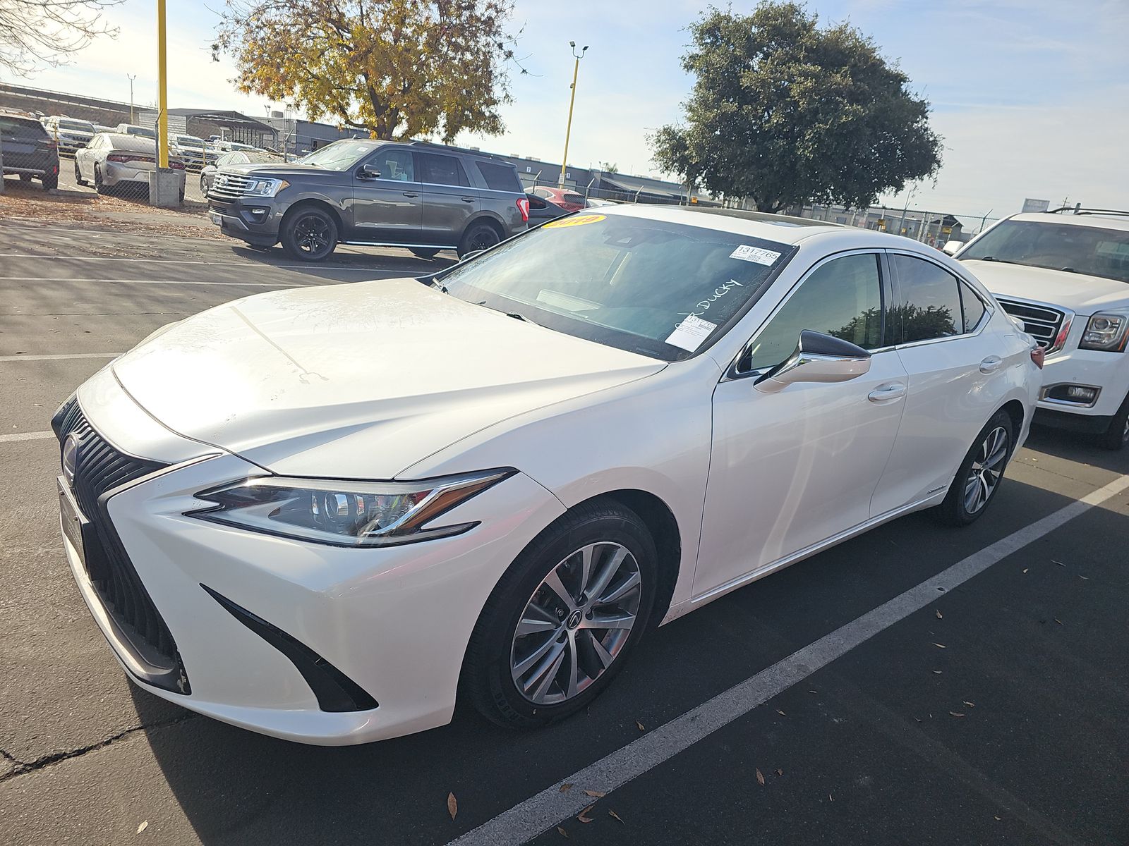 2019 Lexus ES ES 300h FWD