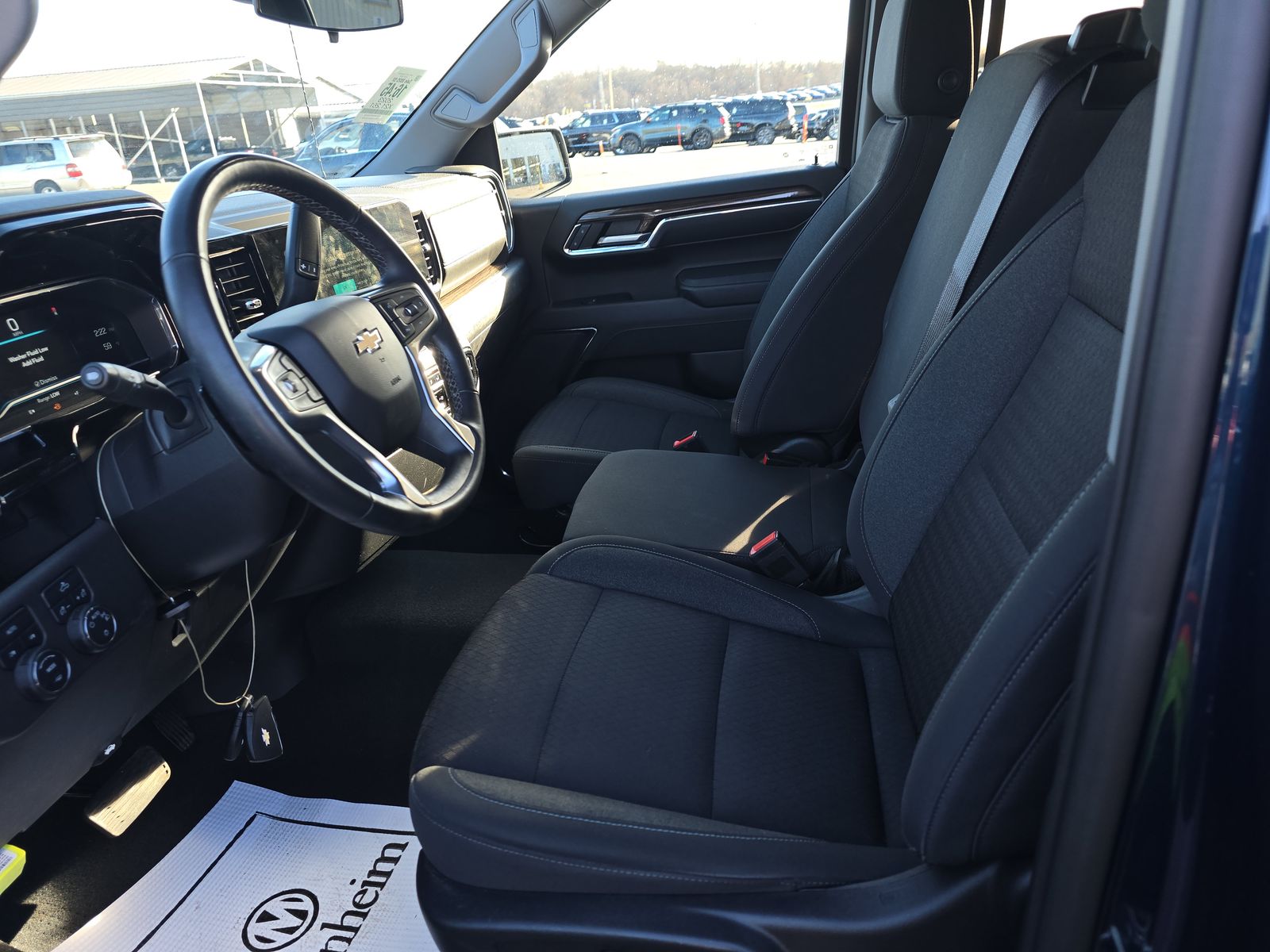 2023 Chevrolet Silverado 1500 LT AWD