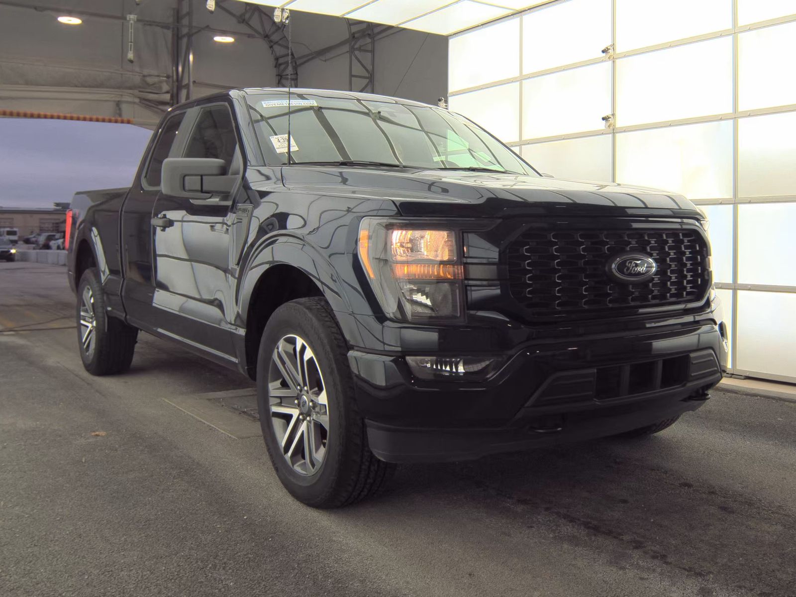 2023 Ford F-150 XL AWD