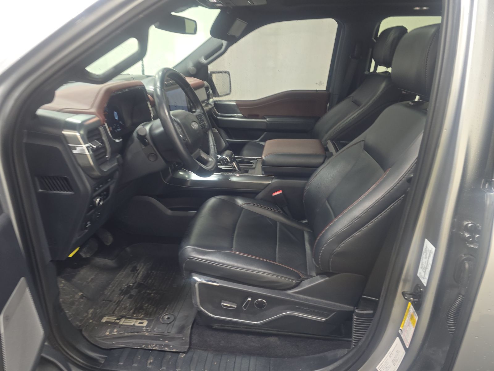 2023 Ford F-150 Lariat AWD