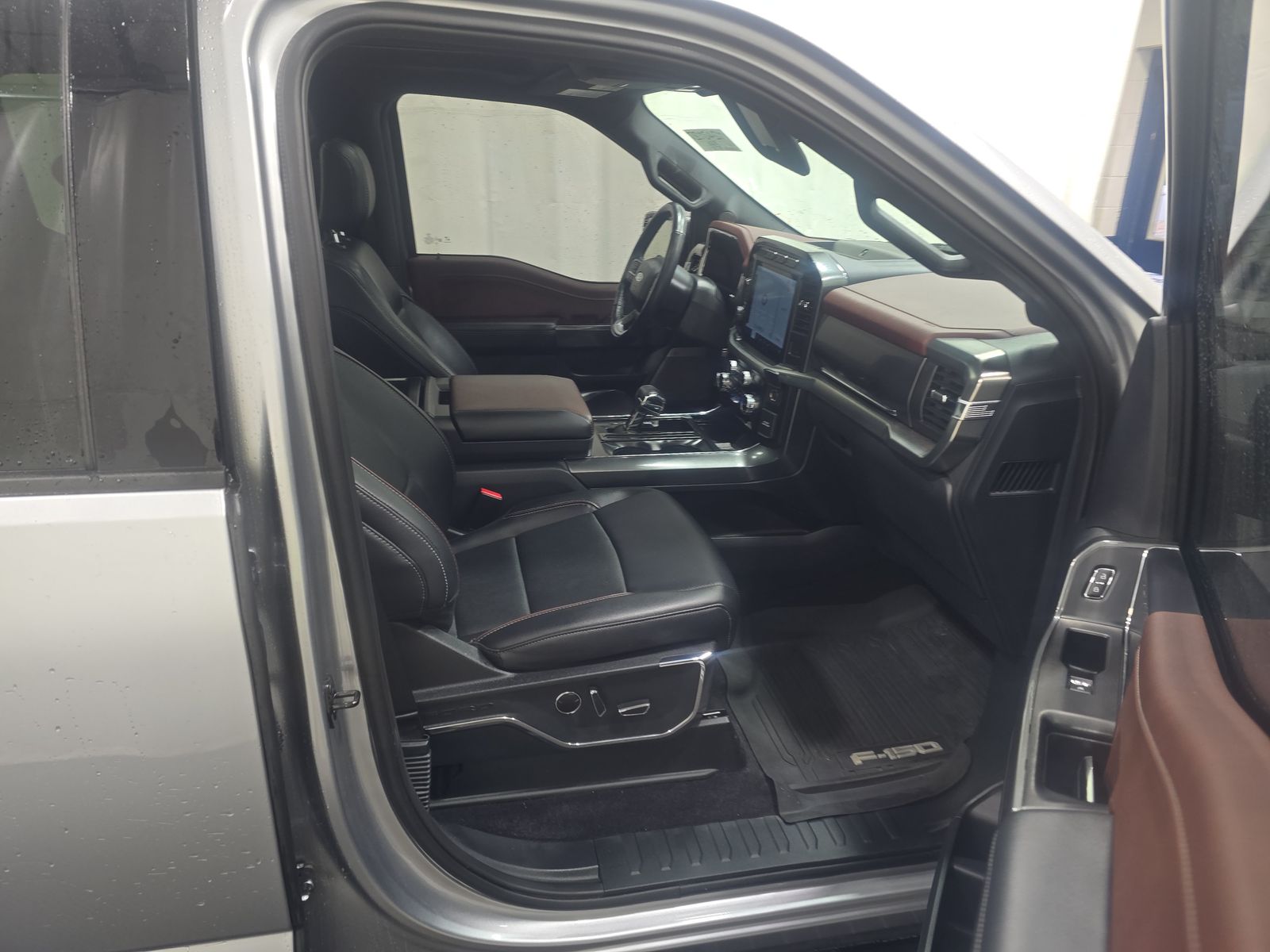 2023 Ford F-150 Lariat AWD