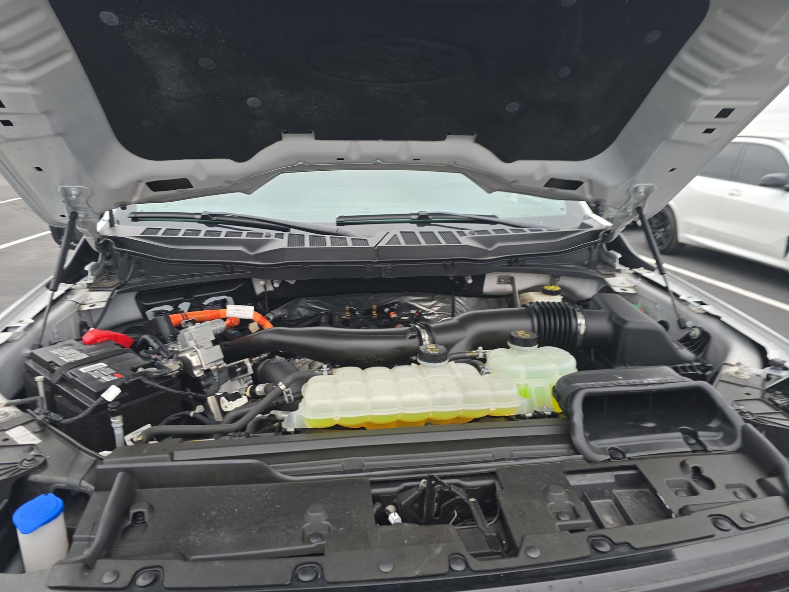 2024 Ford F-150 Hybrid XLT AWD