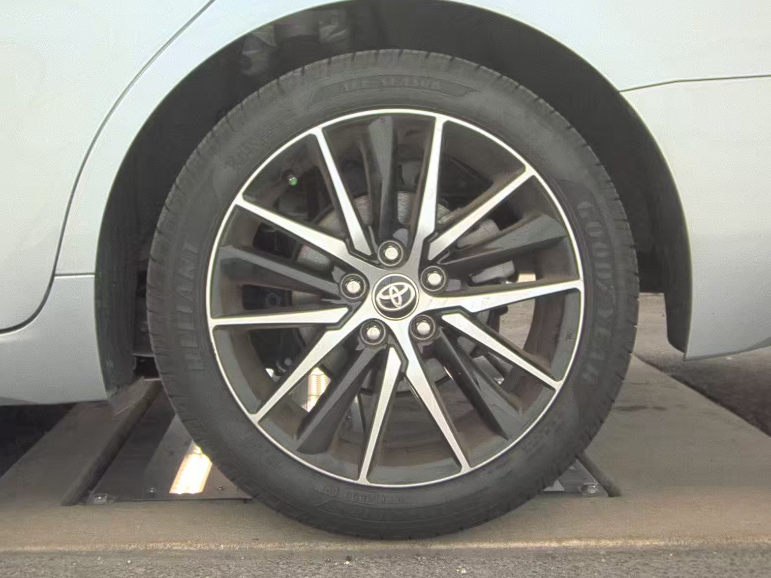 2024 Toyota Camry SE FWD