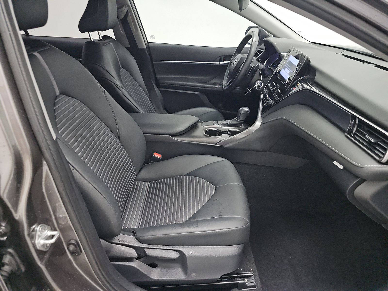 2024 Toyota Camry SE FWD