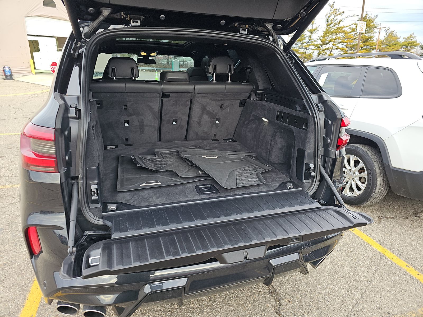 2023 BMW X5 M Base AWD