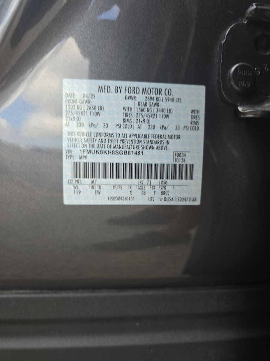 2025 Ford Explorer ST-Line AWD