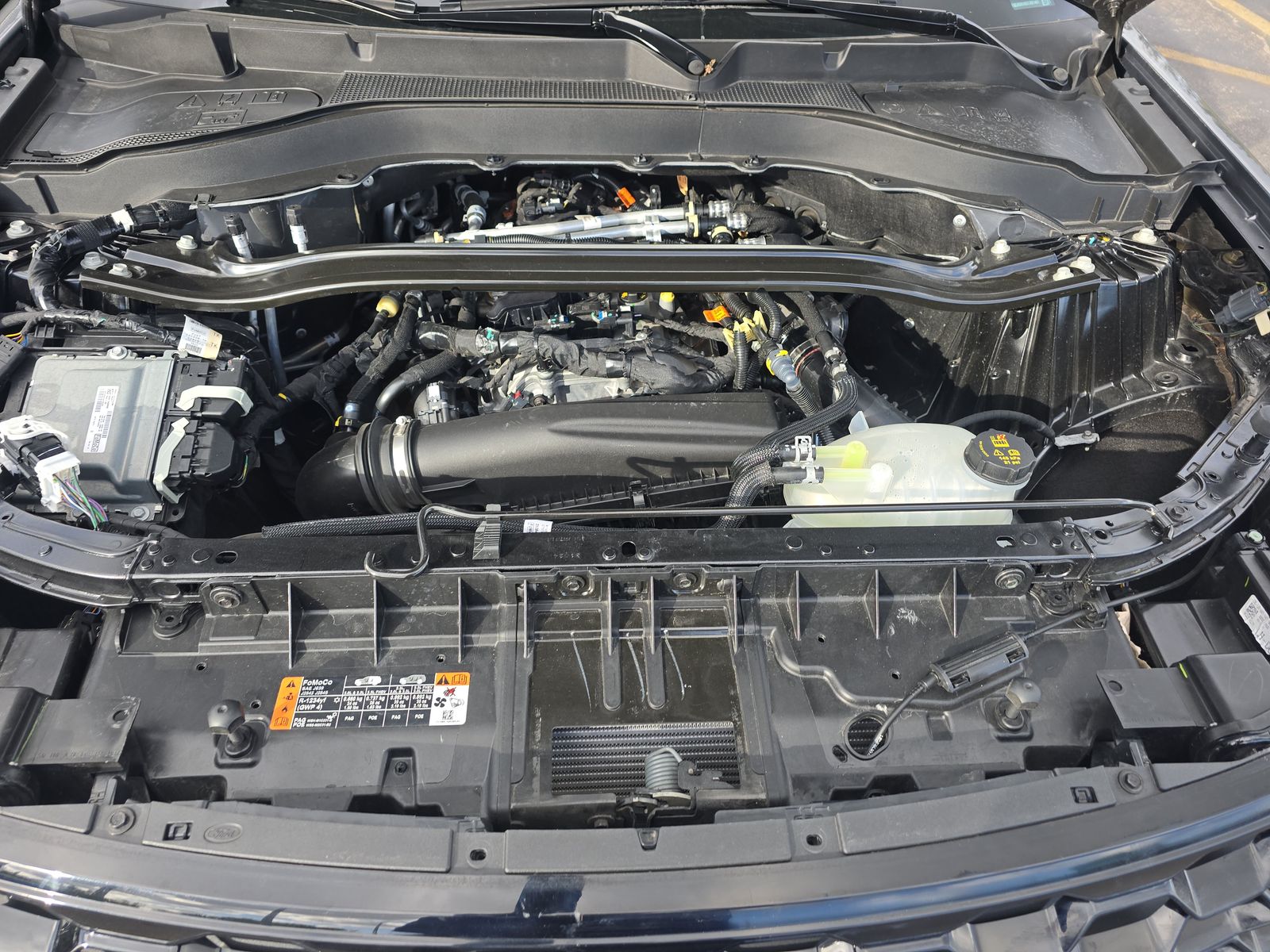 2025 Ford Explorer ST-Line AWD