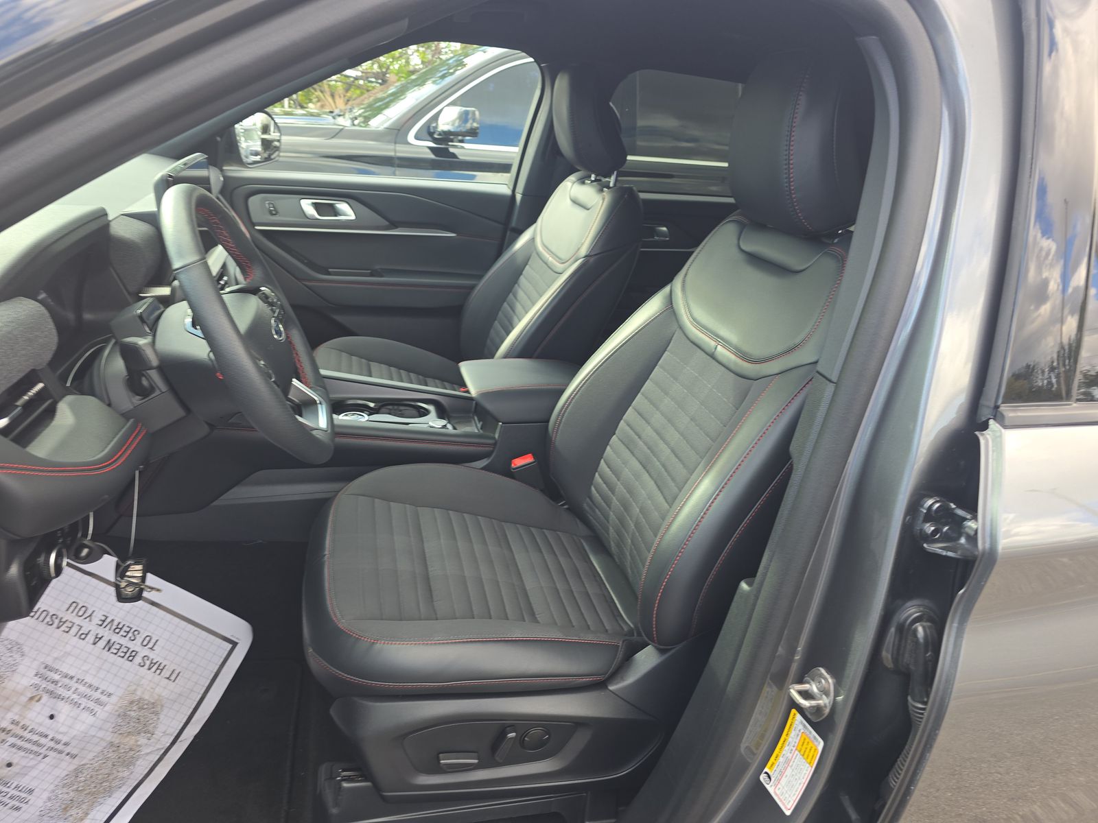 2025 Ford Explorer ST-Line AWD