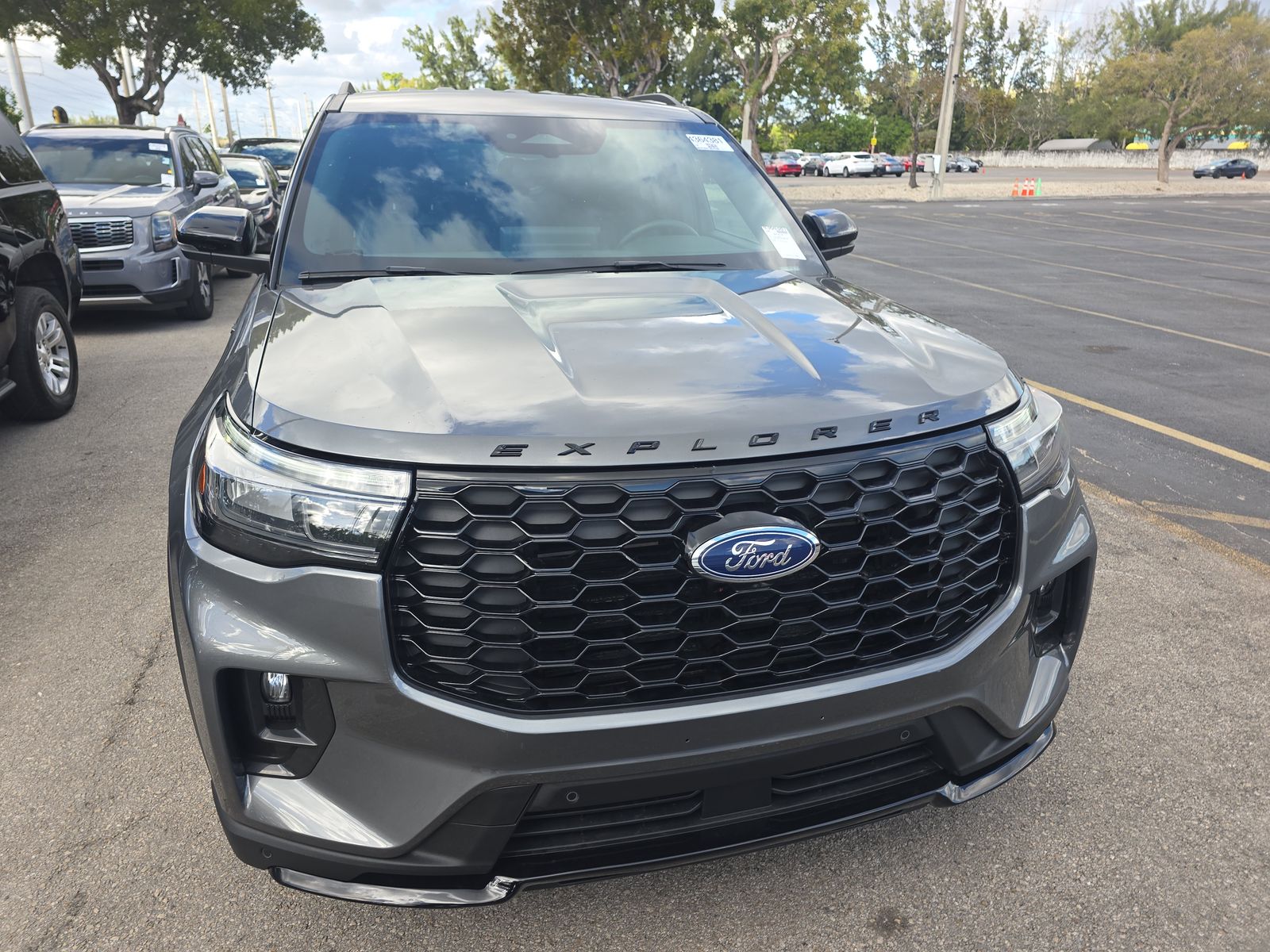 2025 Ford Explorer ST-Line AWD