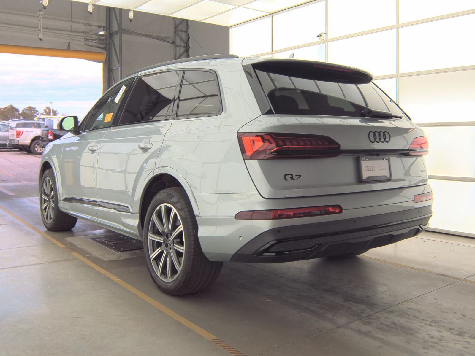 2023 Audi Q7 Premium Plus AWD