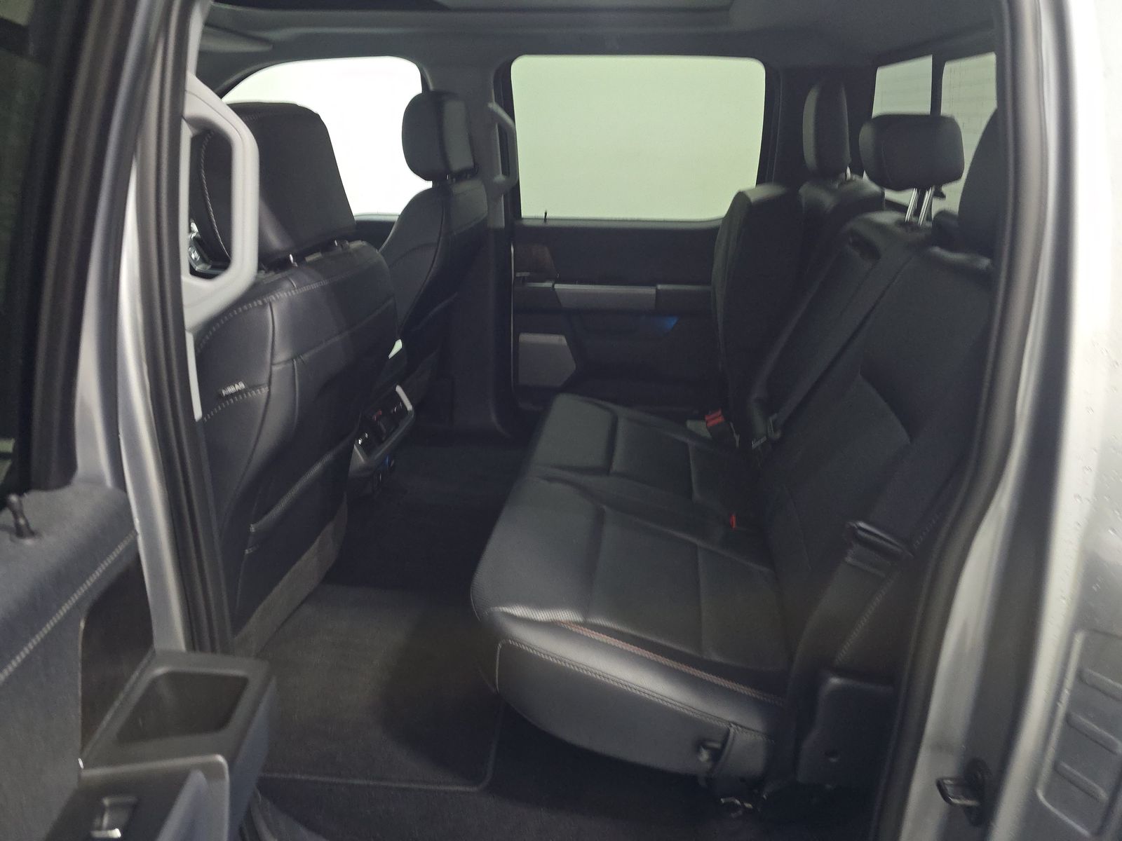 2023 Ford F-150 LARIAT AWD