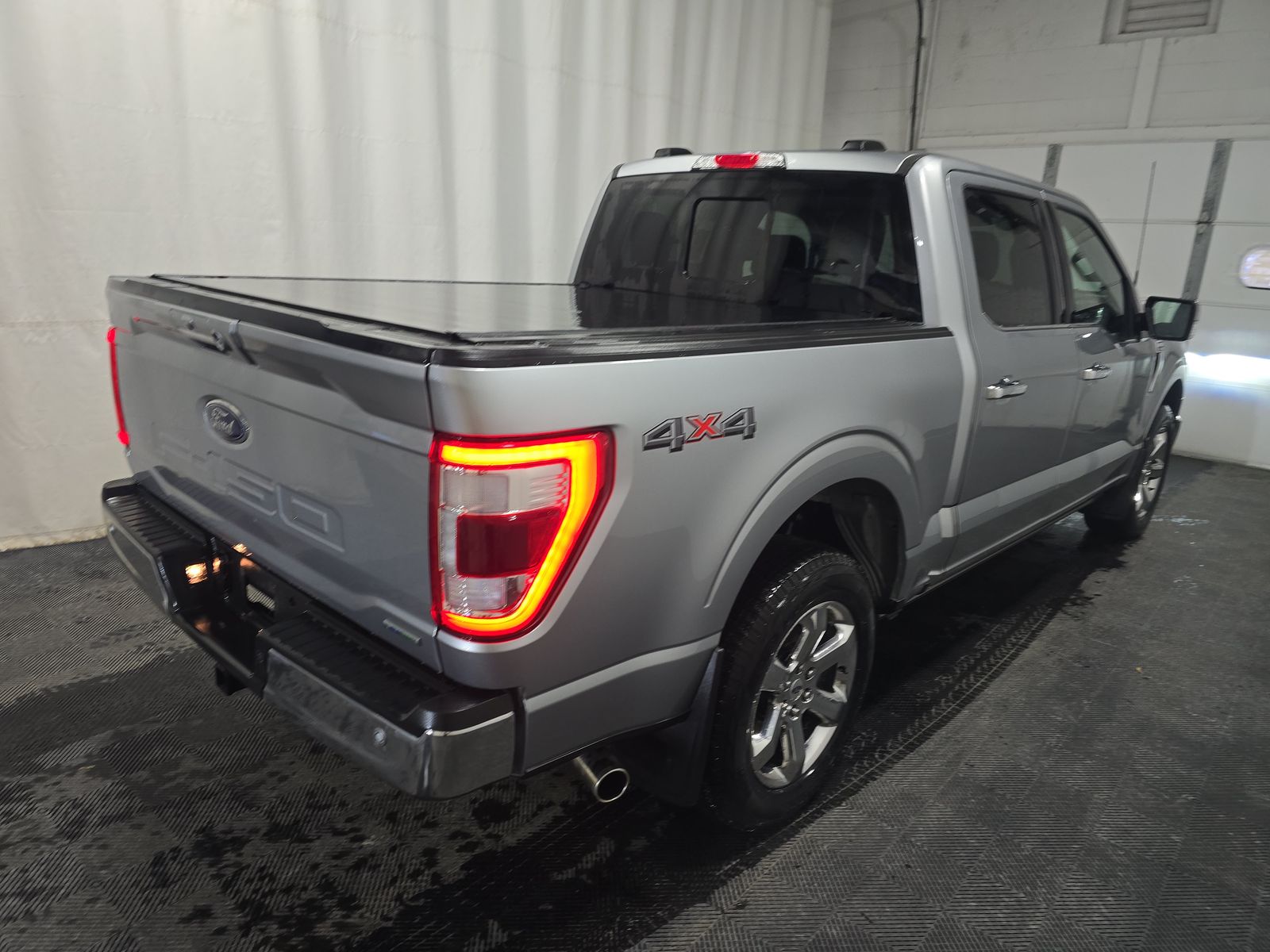 2023 Ford F-150 LARIAT AWD