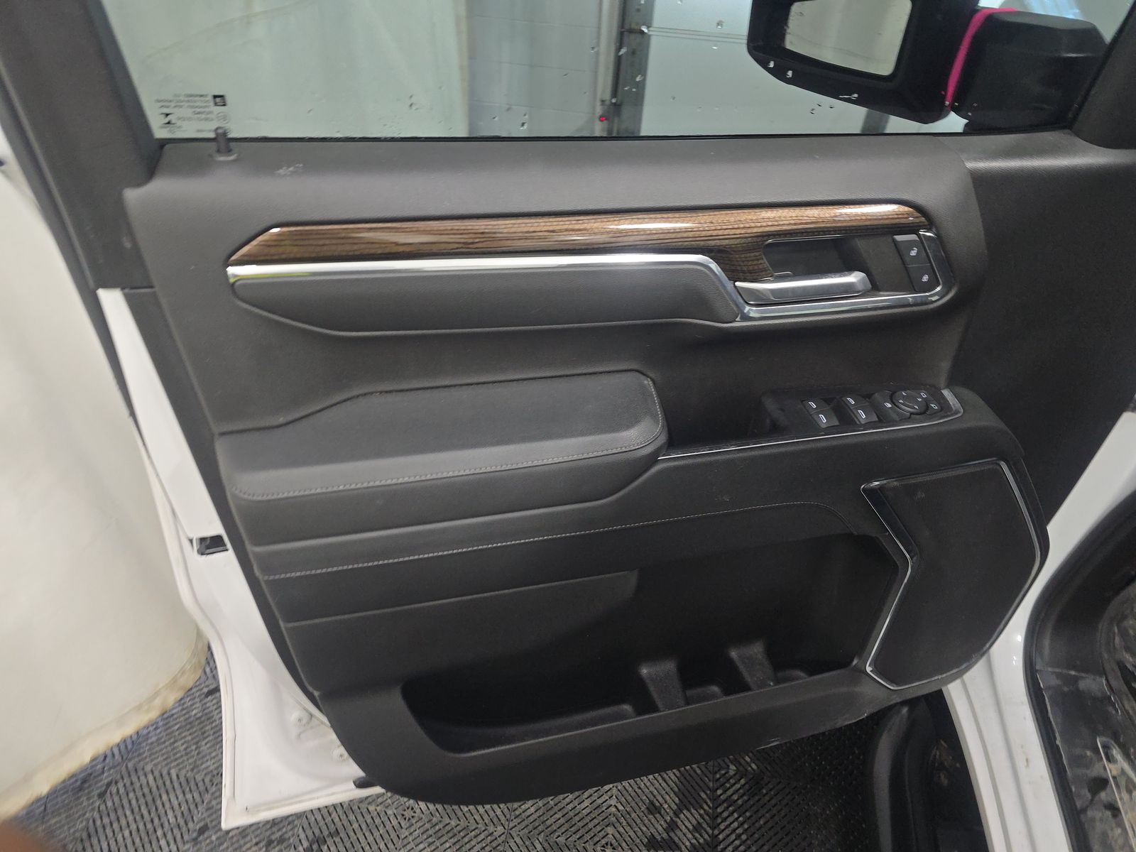 2023 Chevrolet Silverado 1500 RST AWD