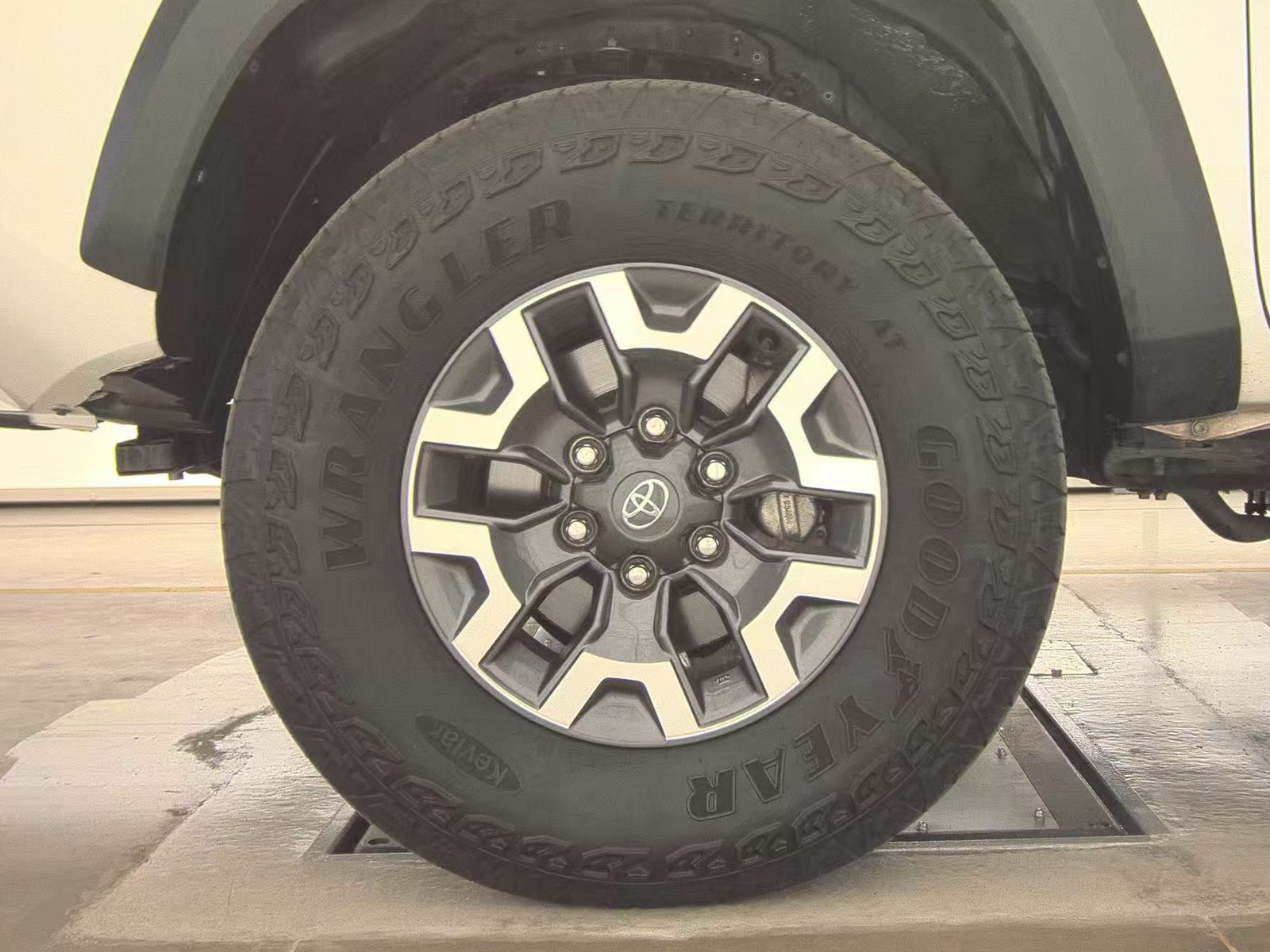 2023 Toyota Tacoma TRD Off-Road AWD