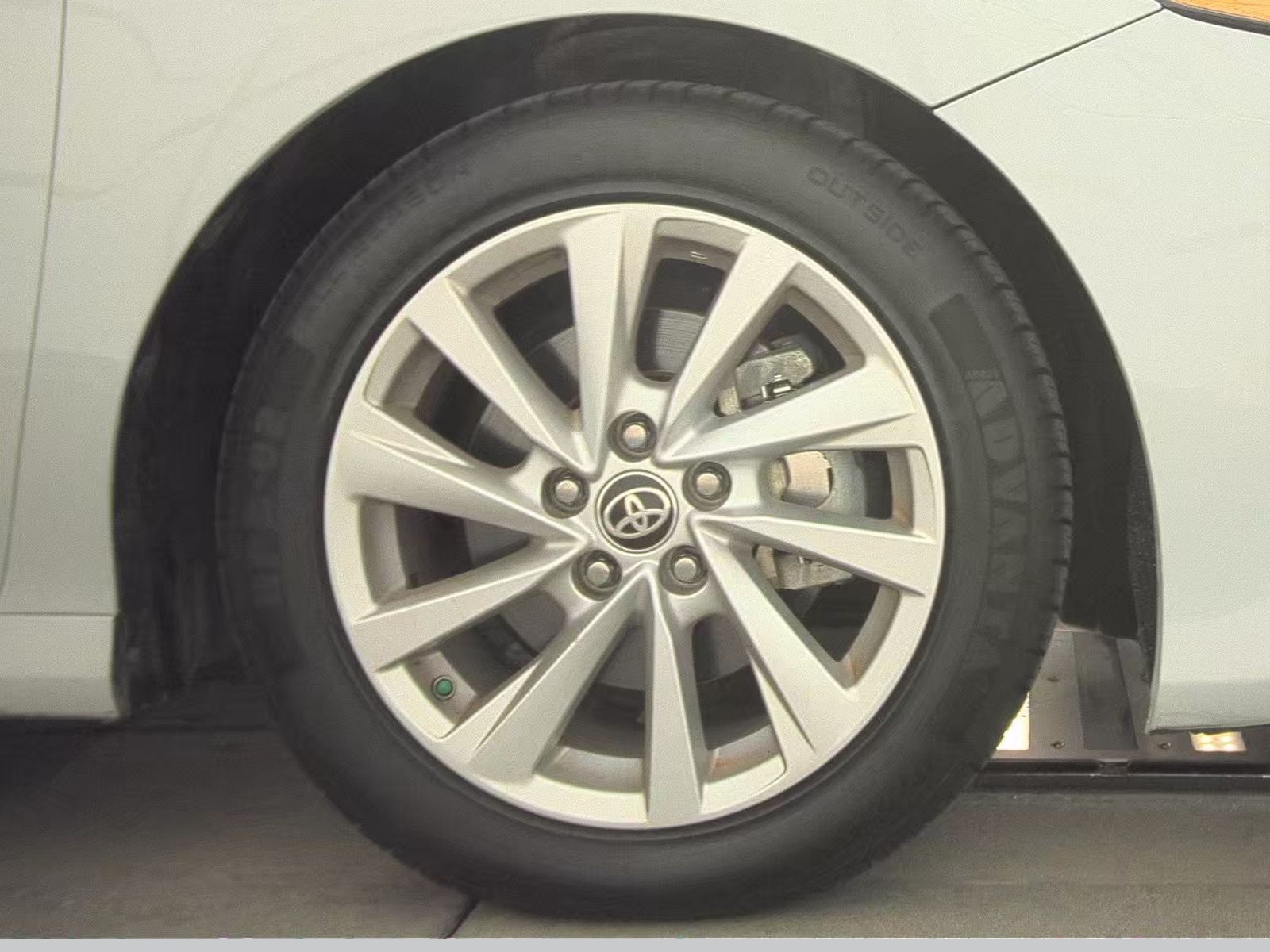 2024 Toyota Camry LE FWD