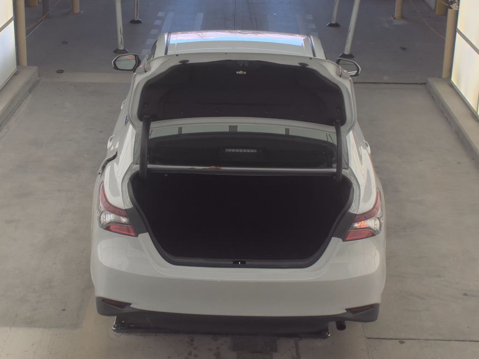 2024 Toyota Camry LE FWD