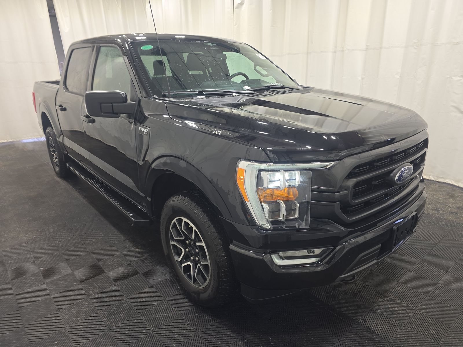 2023 Ford F-150 XLT AWD