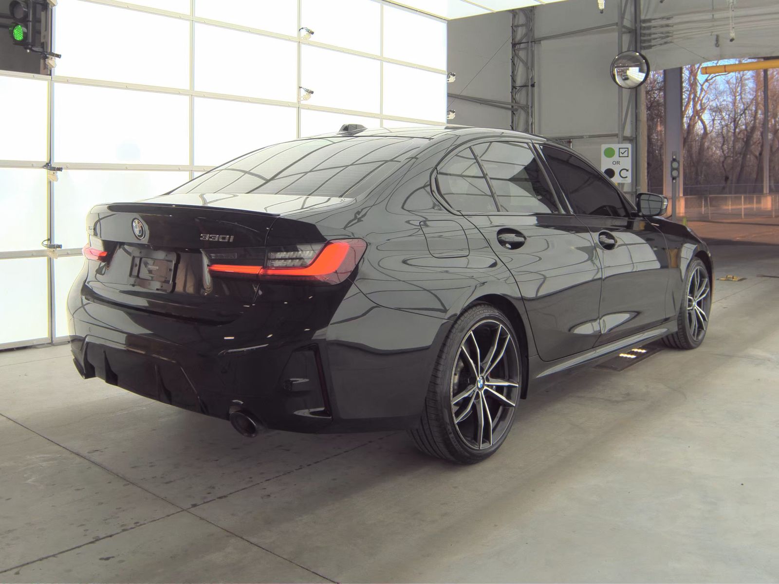 2023 BMW 3 Series 330i xDrive AWD