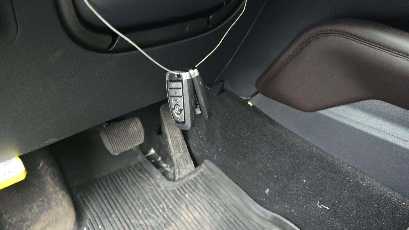 2025 Ford Explorer Platinum AWD