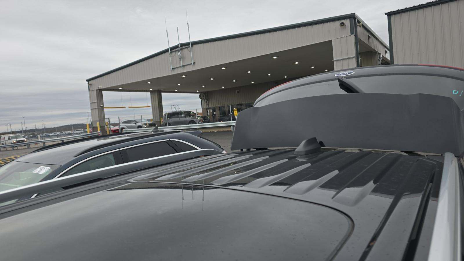 2025 Ford Explorer Platinum AWD