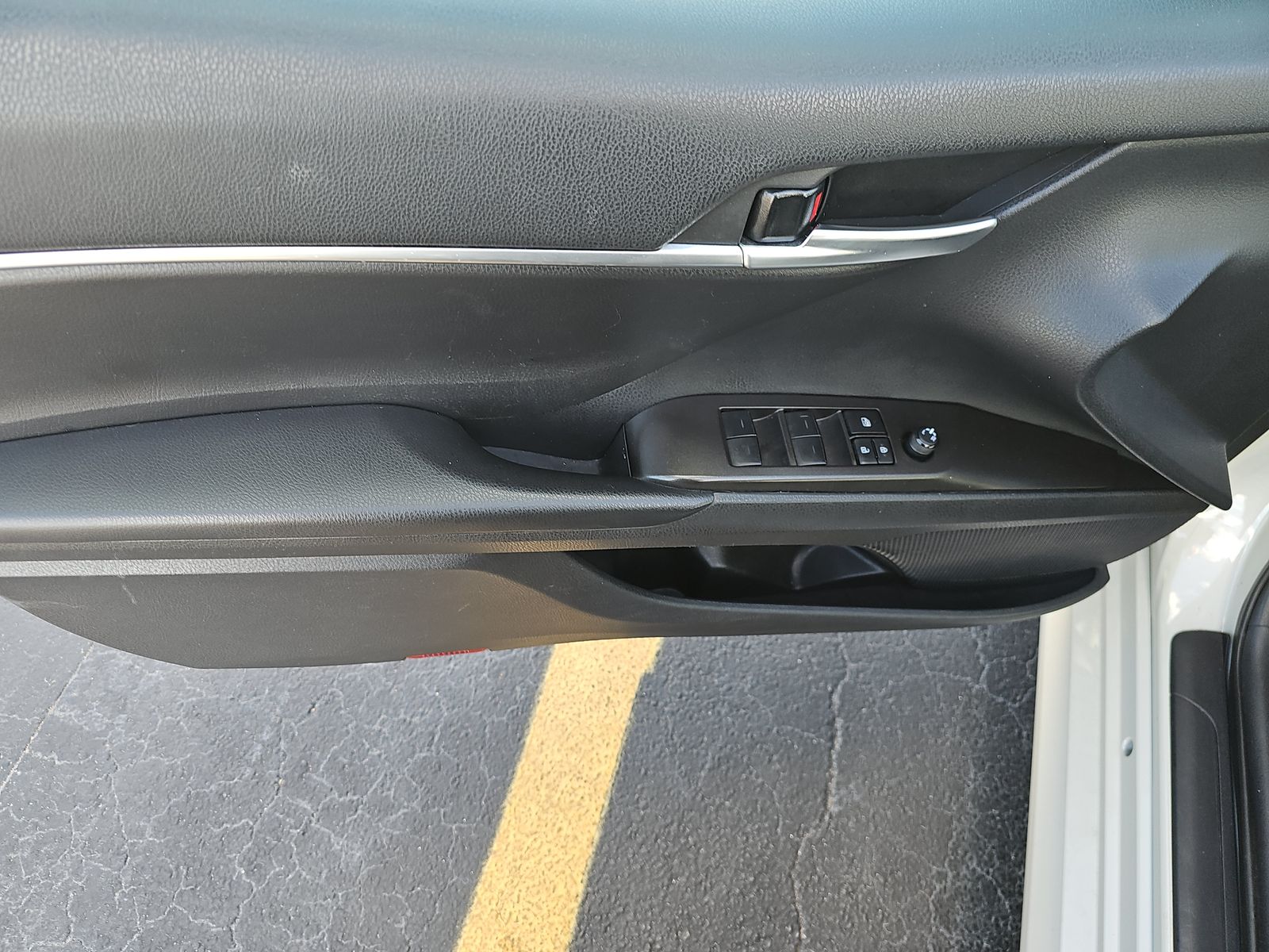 2024 Toyota Camry LE FWD