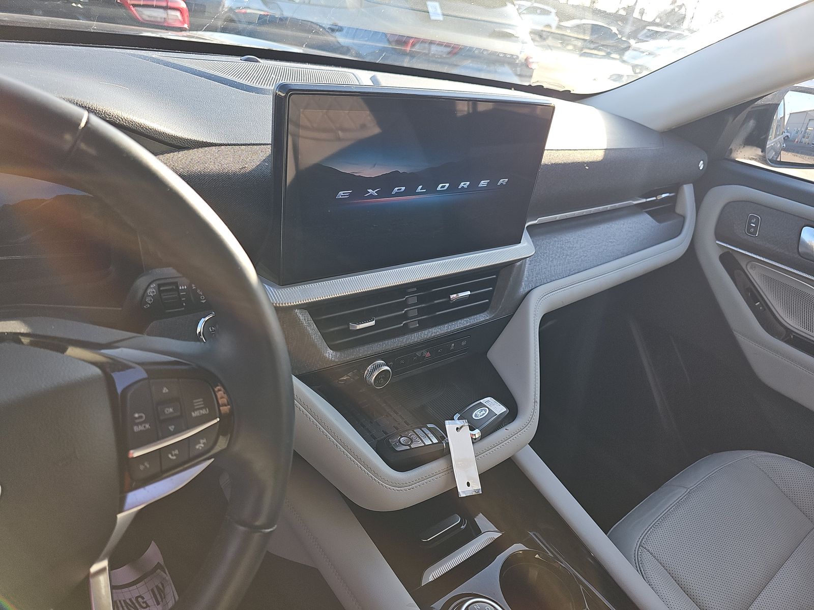 2025 Ford Explorer Platinum AWD