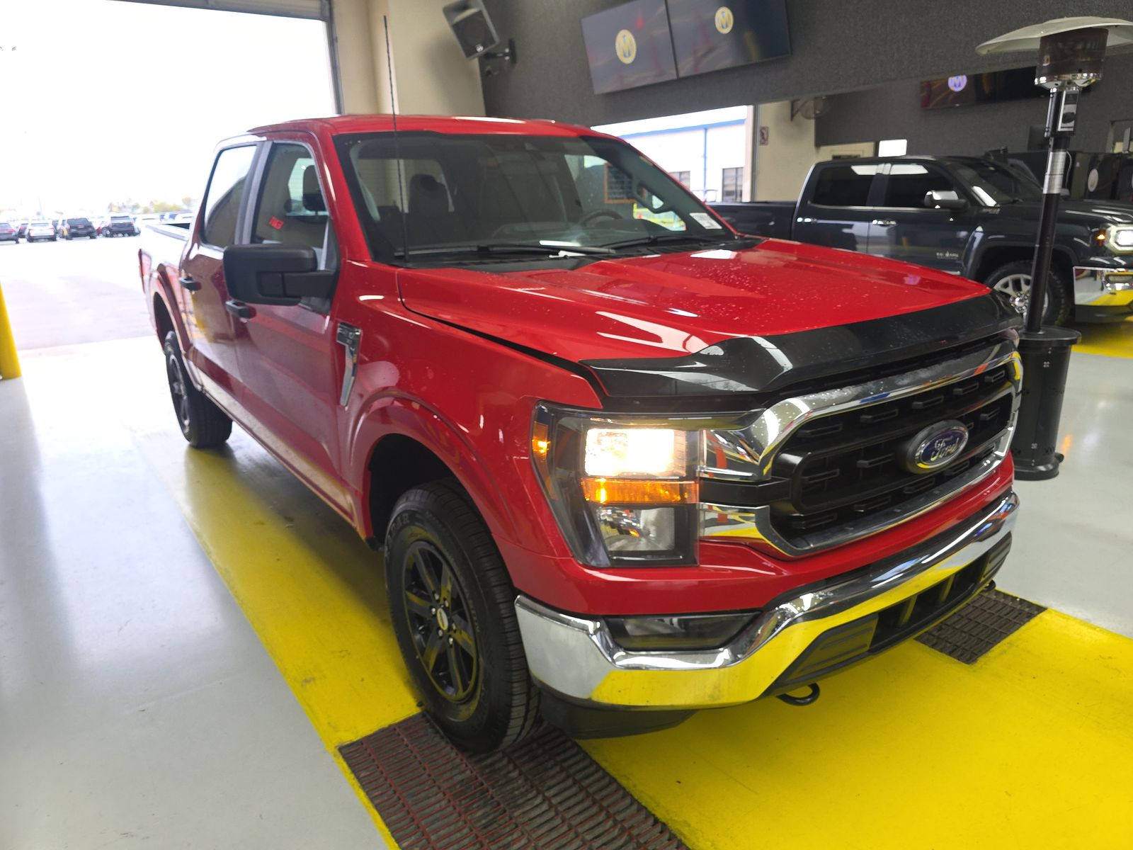 2023 Ford F-150 XLT AWD
