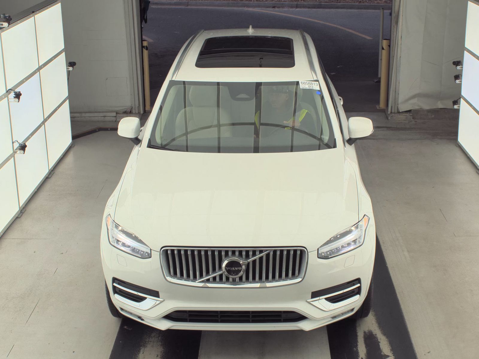 2024 Volvo XC90 B6 Plus AWD