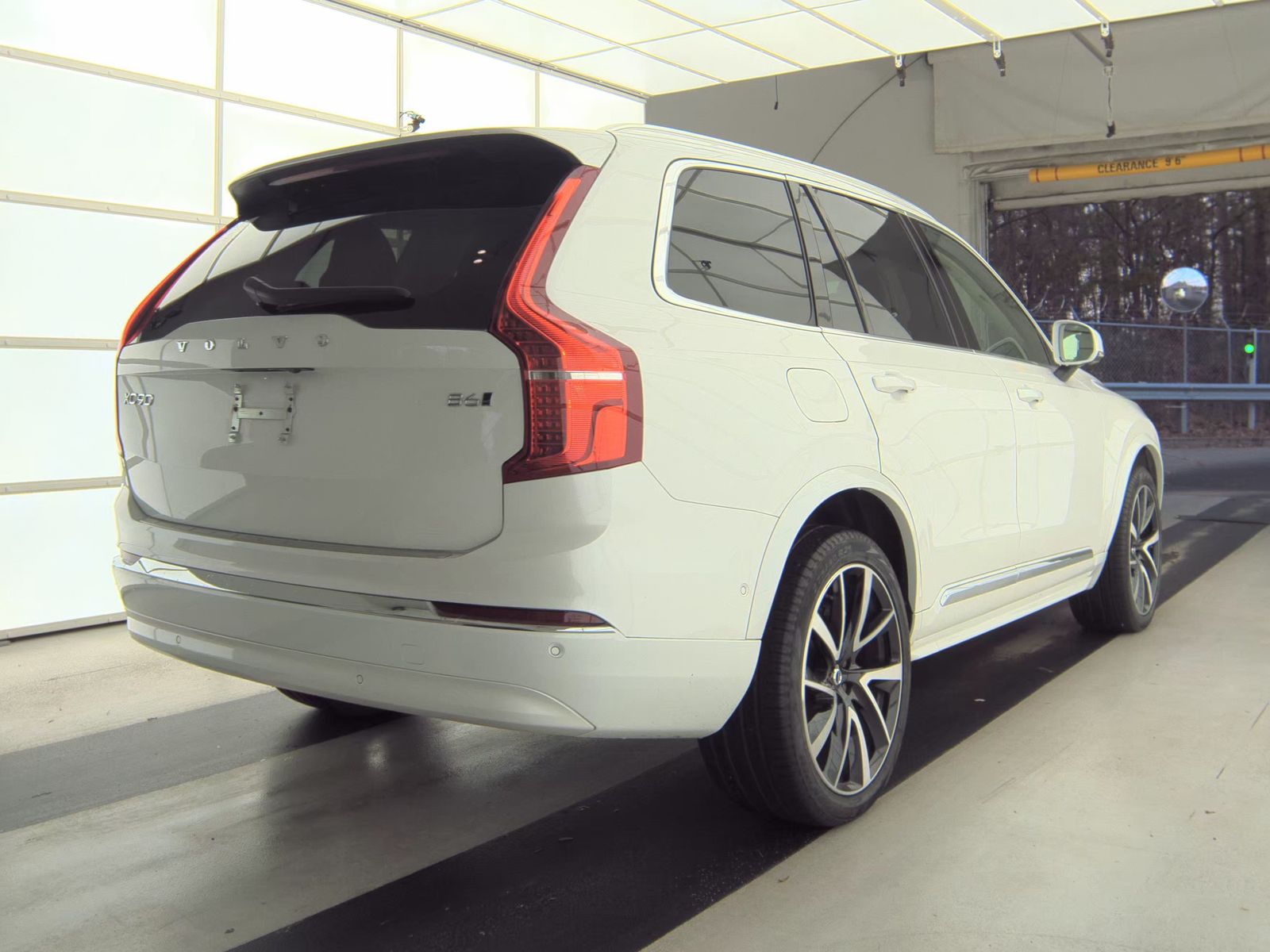 2024 Volvo XC90 B6 Plus AWD
