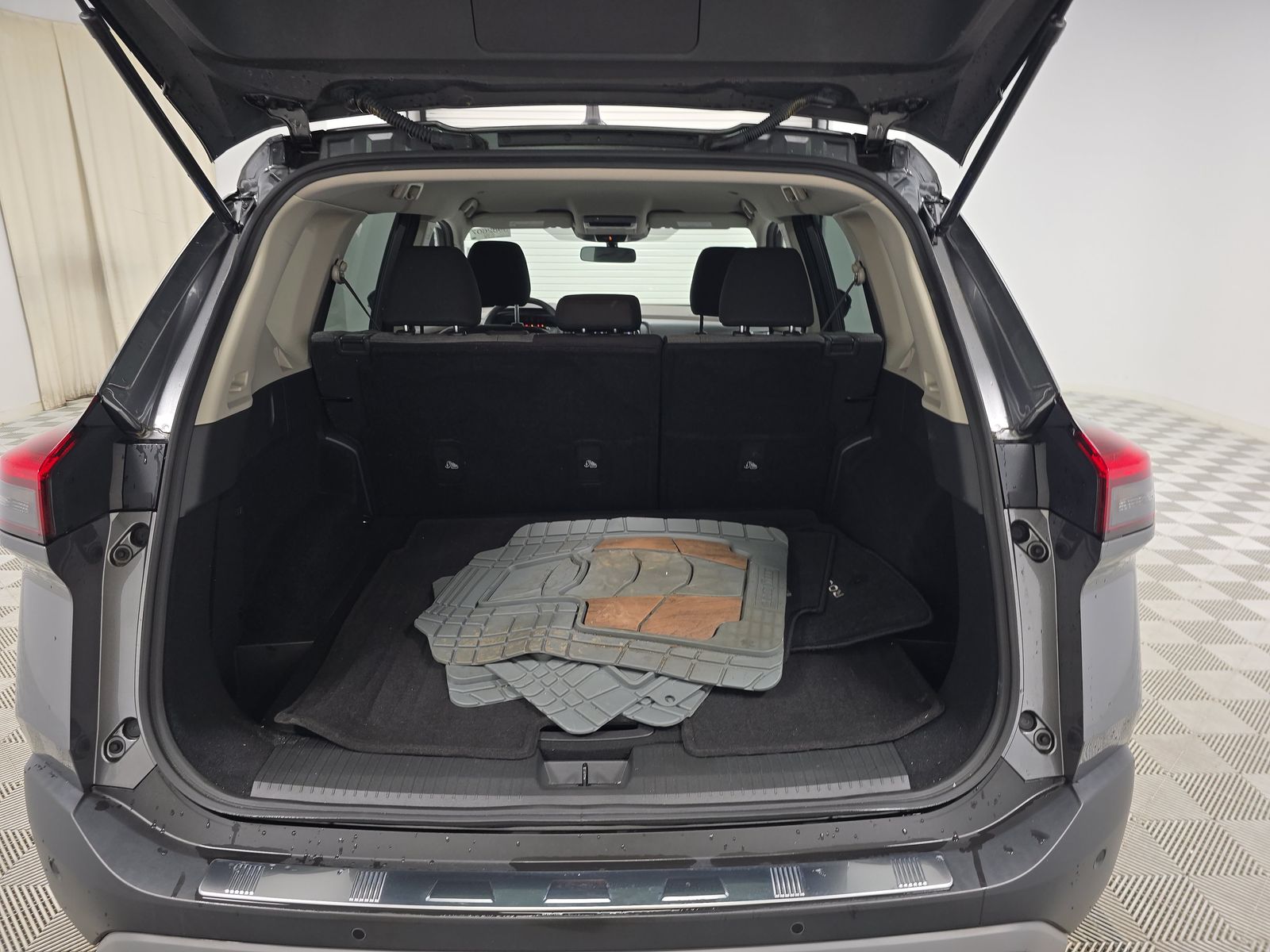 2023 Nissan Rogue SV AWD