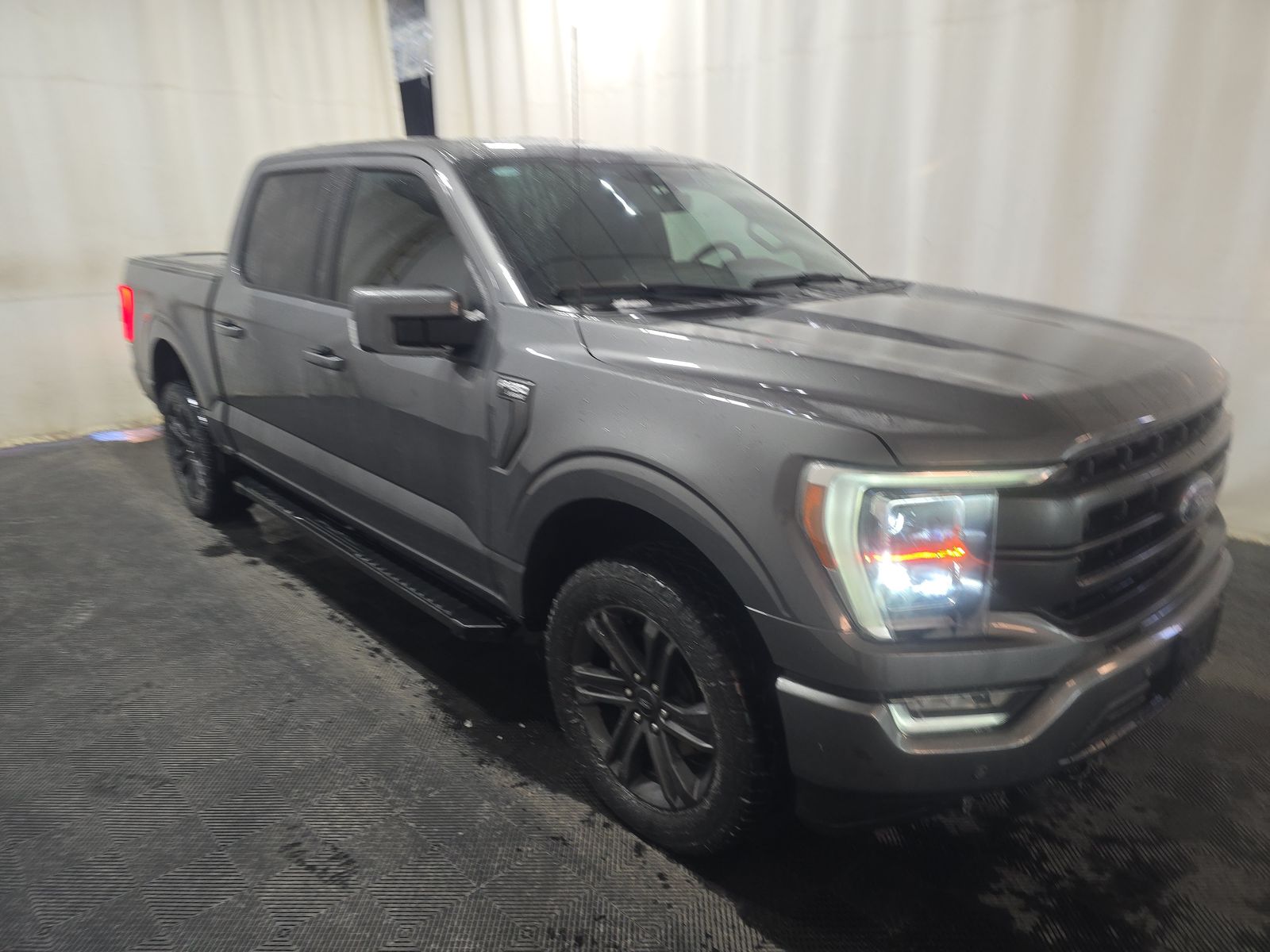 2023 Ford F-150 Lariat AWD