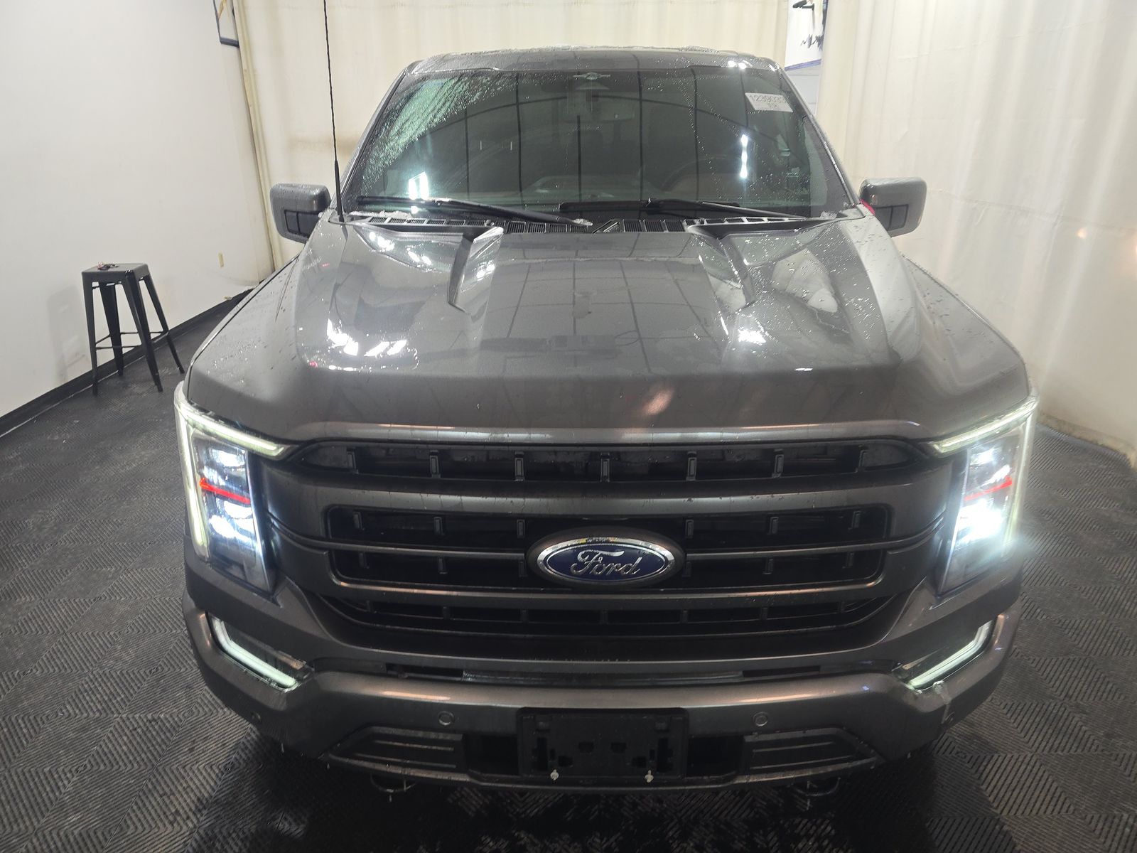 2023 Ford F-150 Lariat AWD