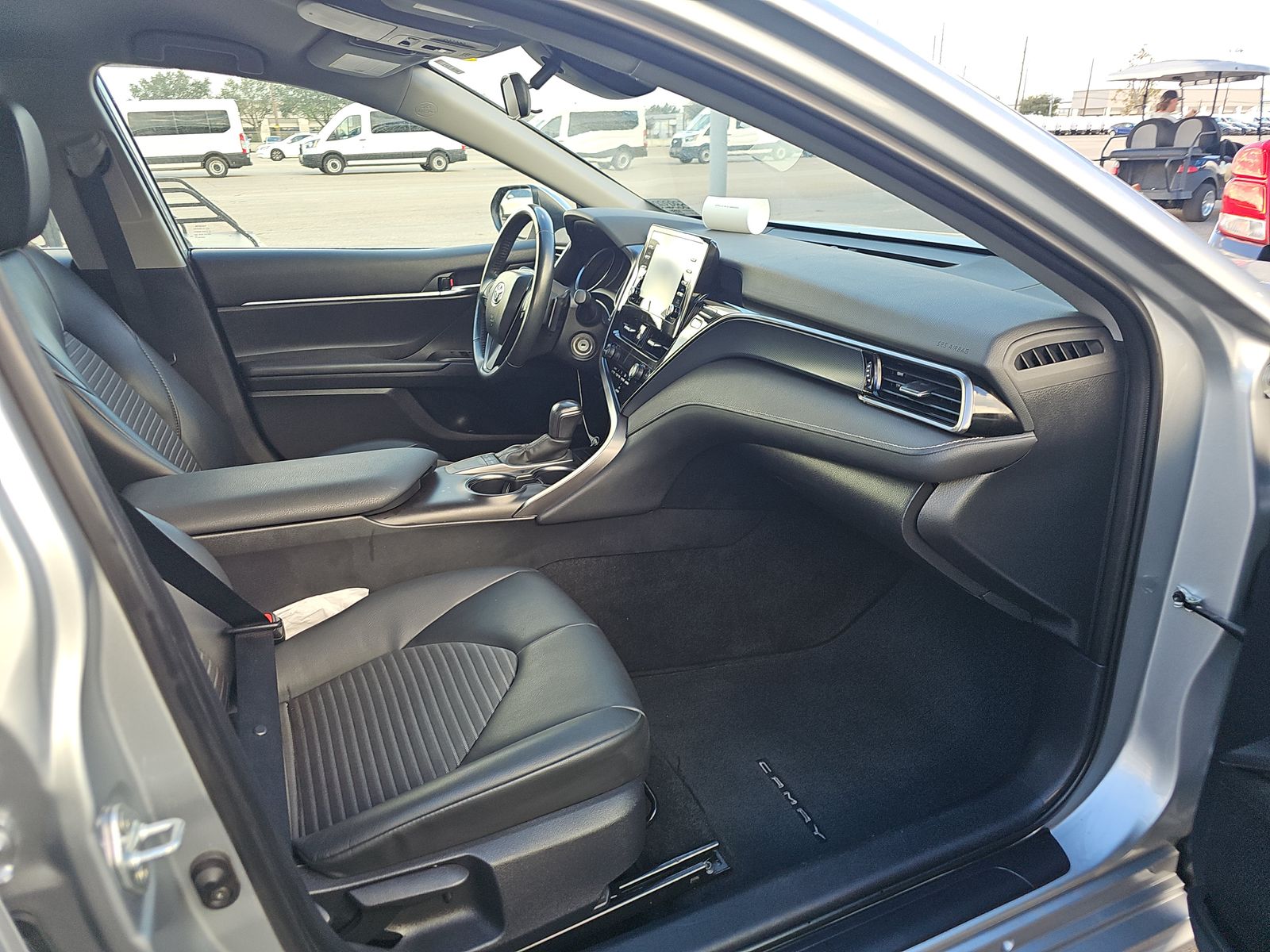 2024 Toyota Camry SE FWD