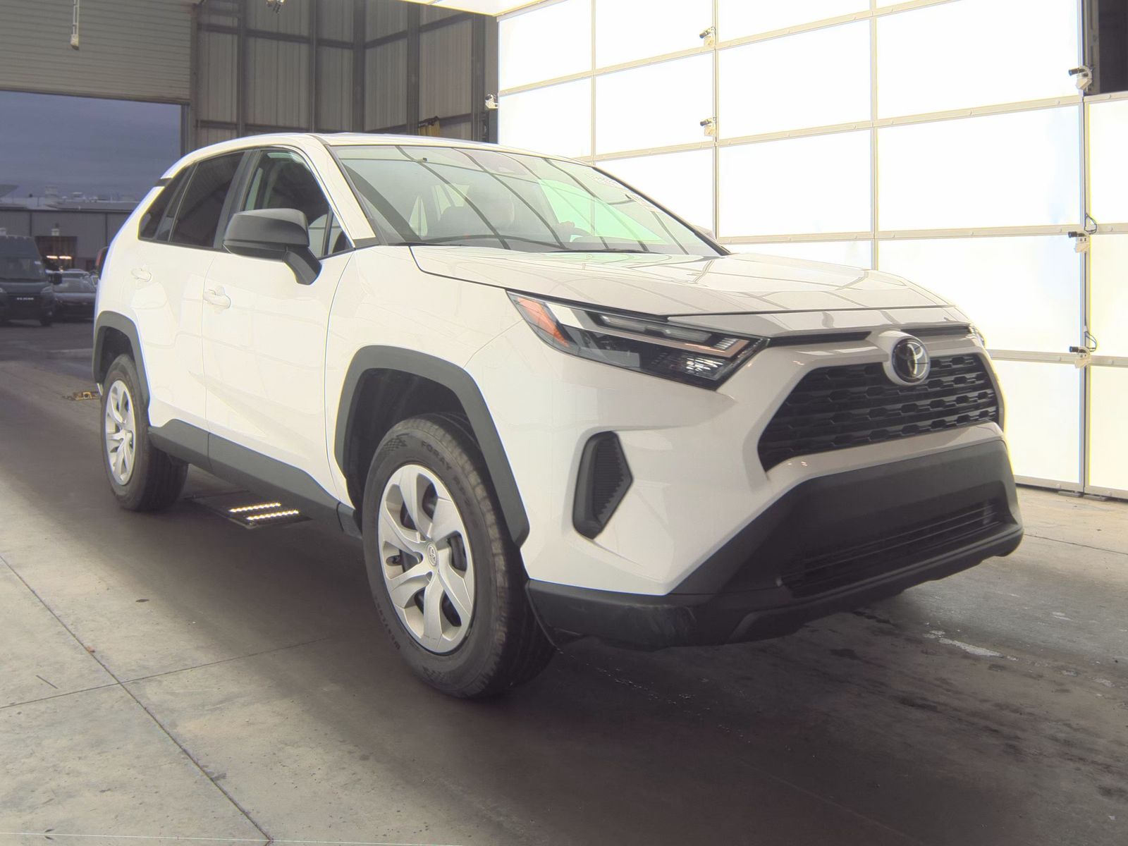 2024 Toyota RAV4 LE FWD