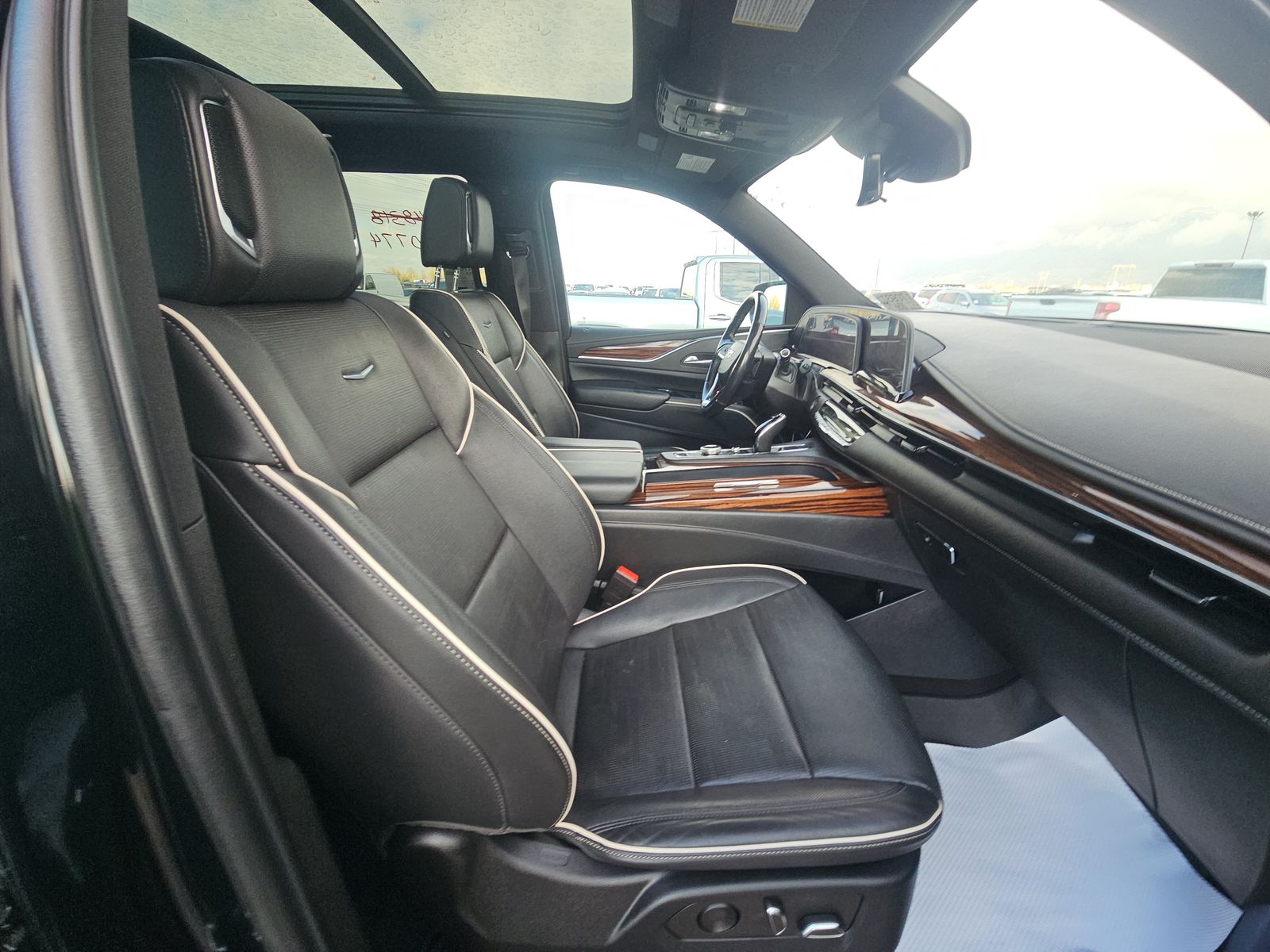 2023 Cadillac Escalade Premium Luxury AWD