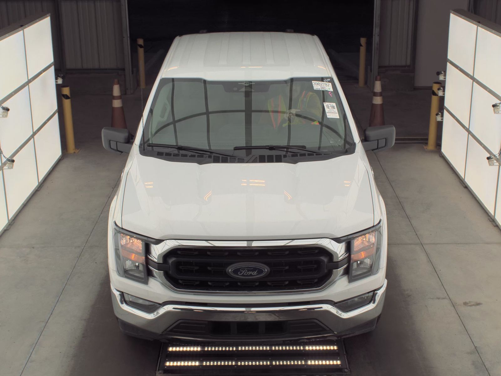 2023 Ford F-150 XLT RWD