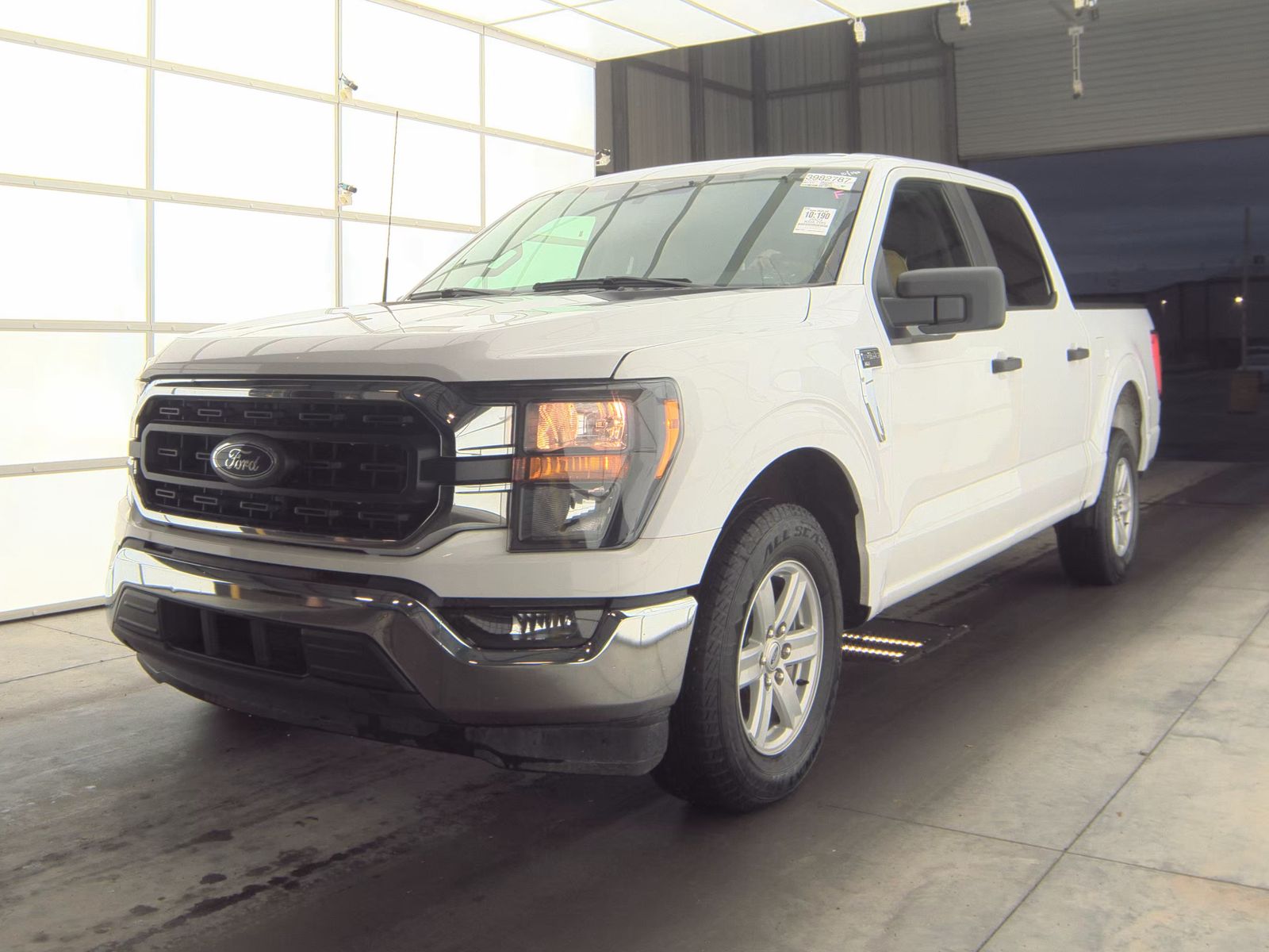 2023 Ford F-150 XLT RWD