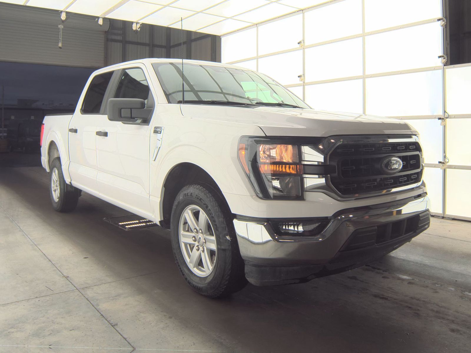 2023 Ford F-150 XLT RWD