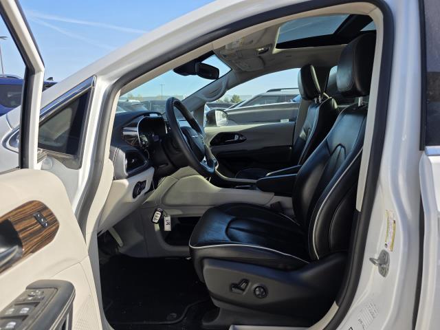 2023 Chrysler Pacifica Limited FWD