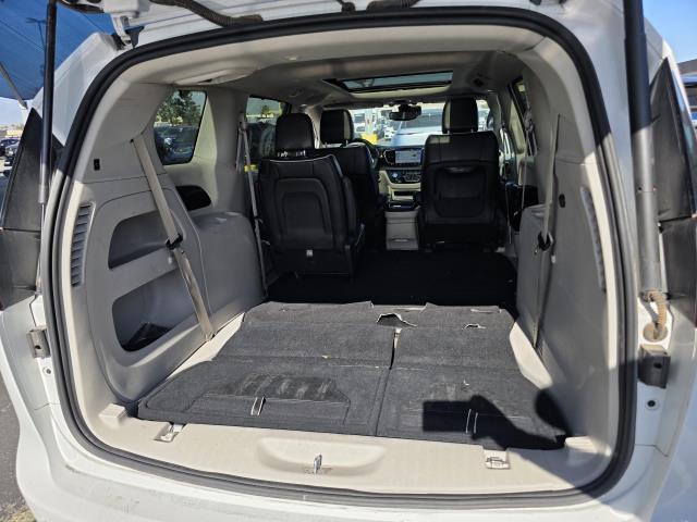 2023 Chrysler Pacifica Limited FWD