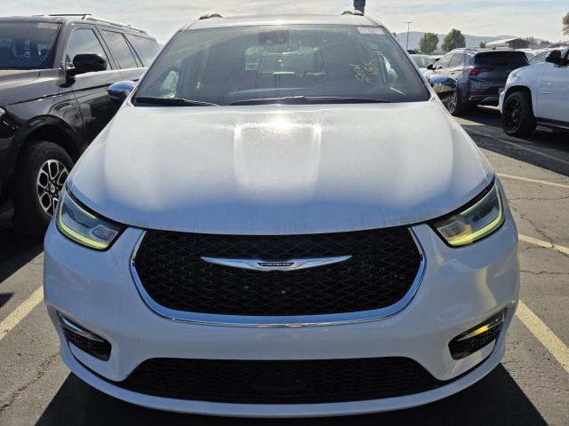 2023 Chrysler Pacifica Limited FWD