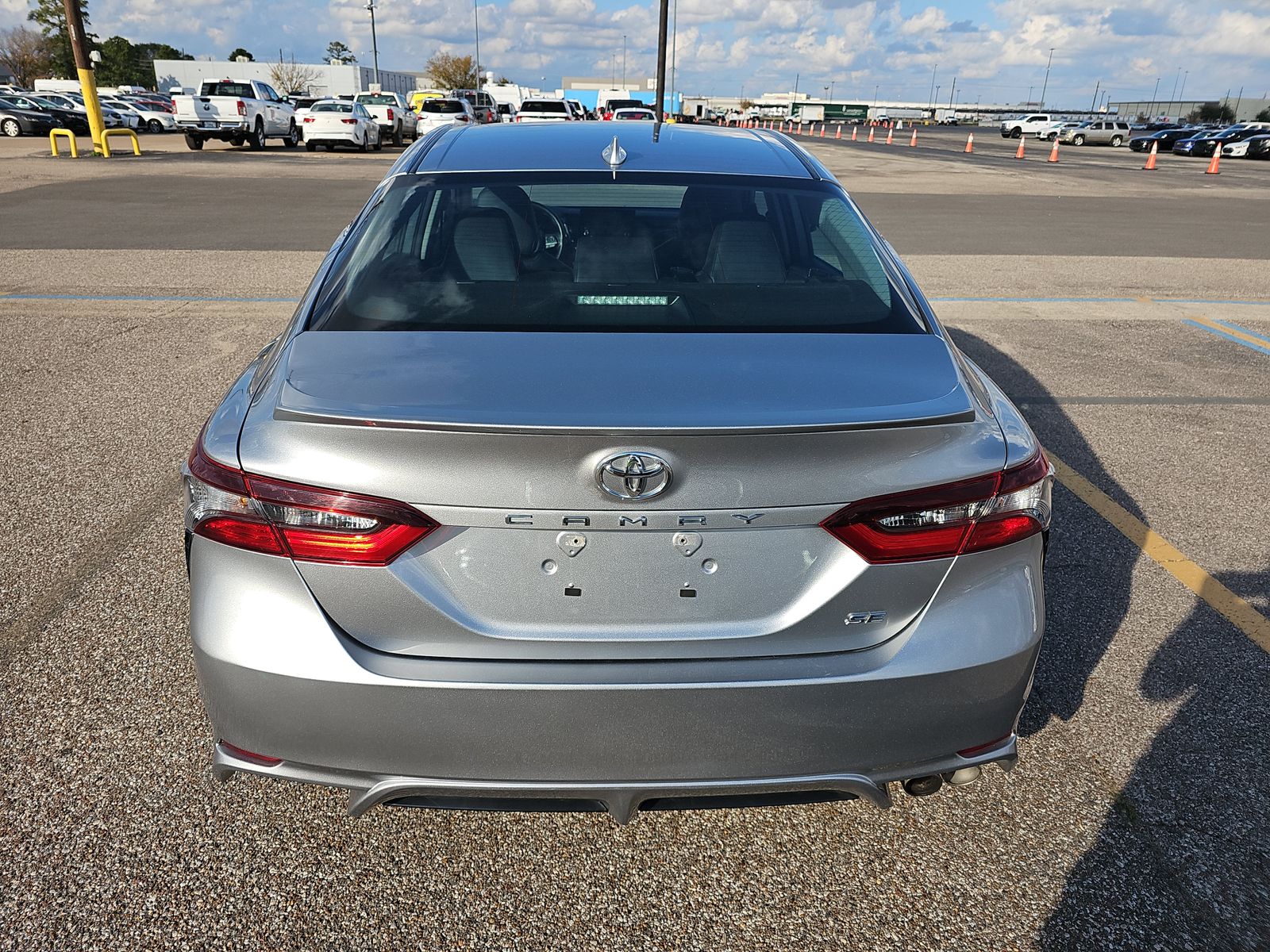 2024 Toyota Camry SE FWD