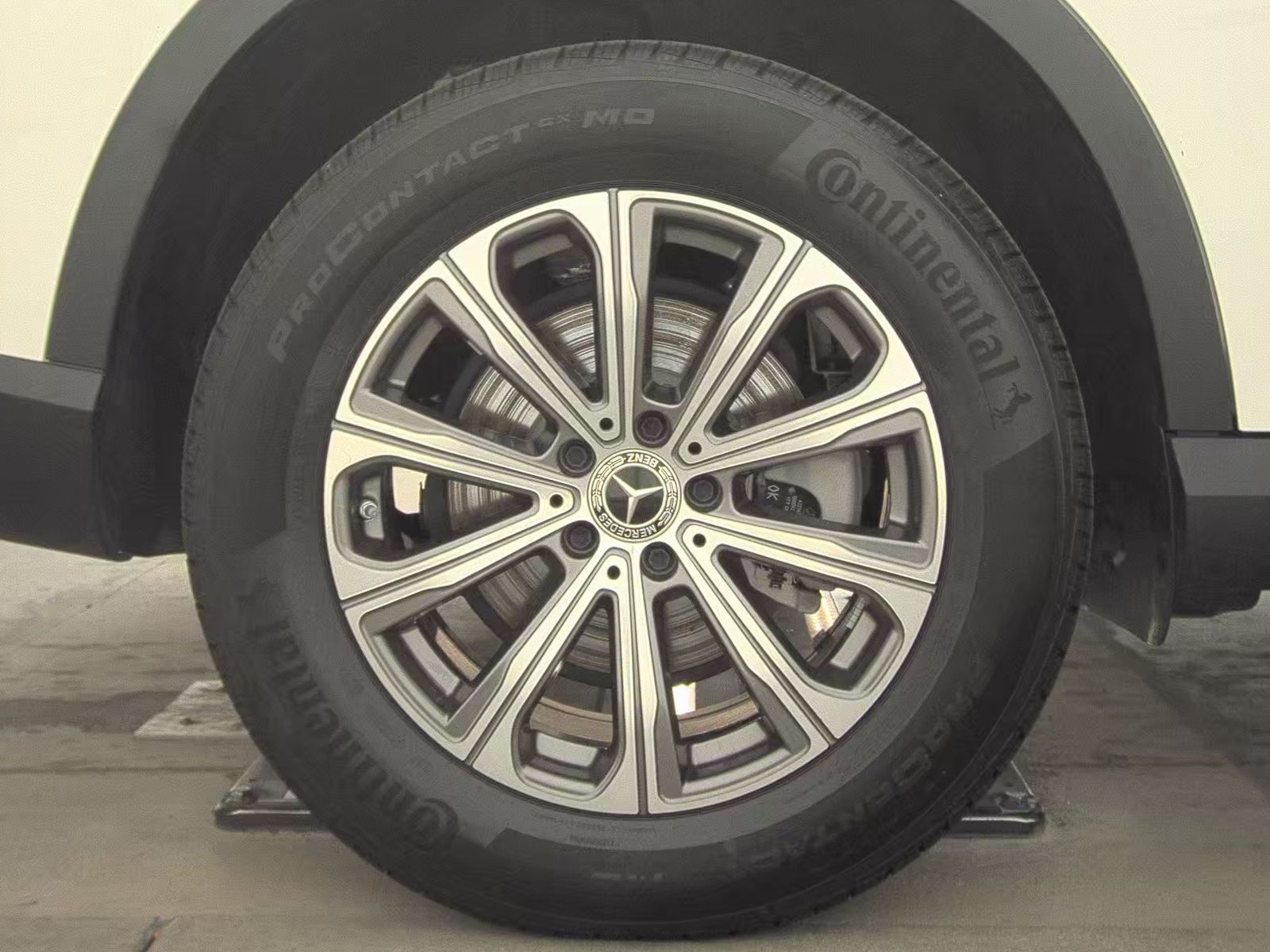 2024 Mercedes-Benz GLC GLC 300 AWD