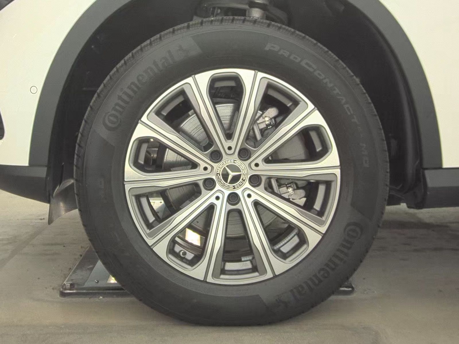 2024 Mercedes-Benz GLC GLC 300 AWD