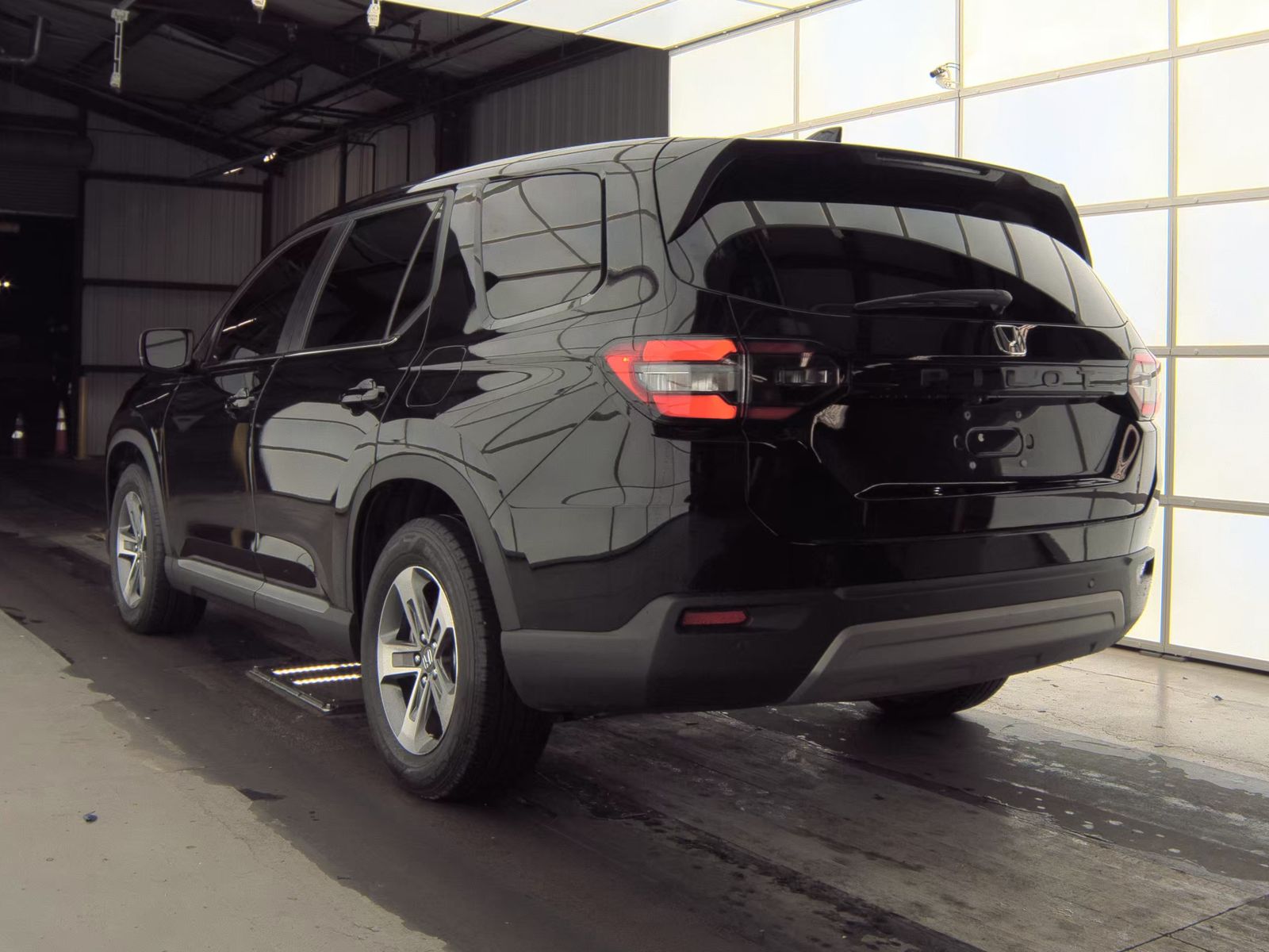 2025 Honda Pilot EX-L FWD