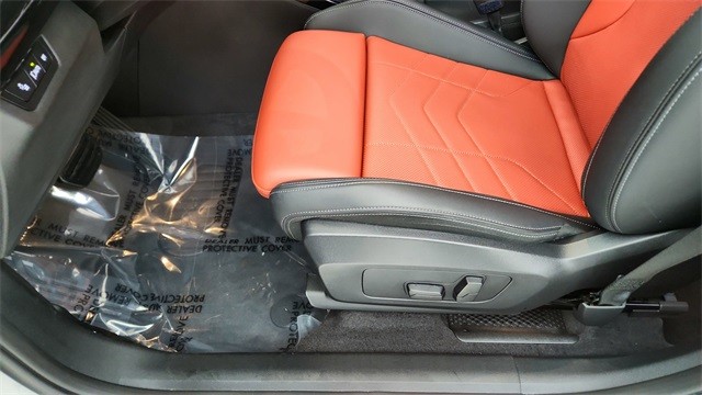 2025 BMW X1 xDrive28i AWD