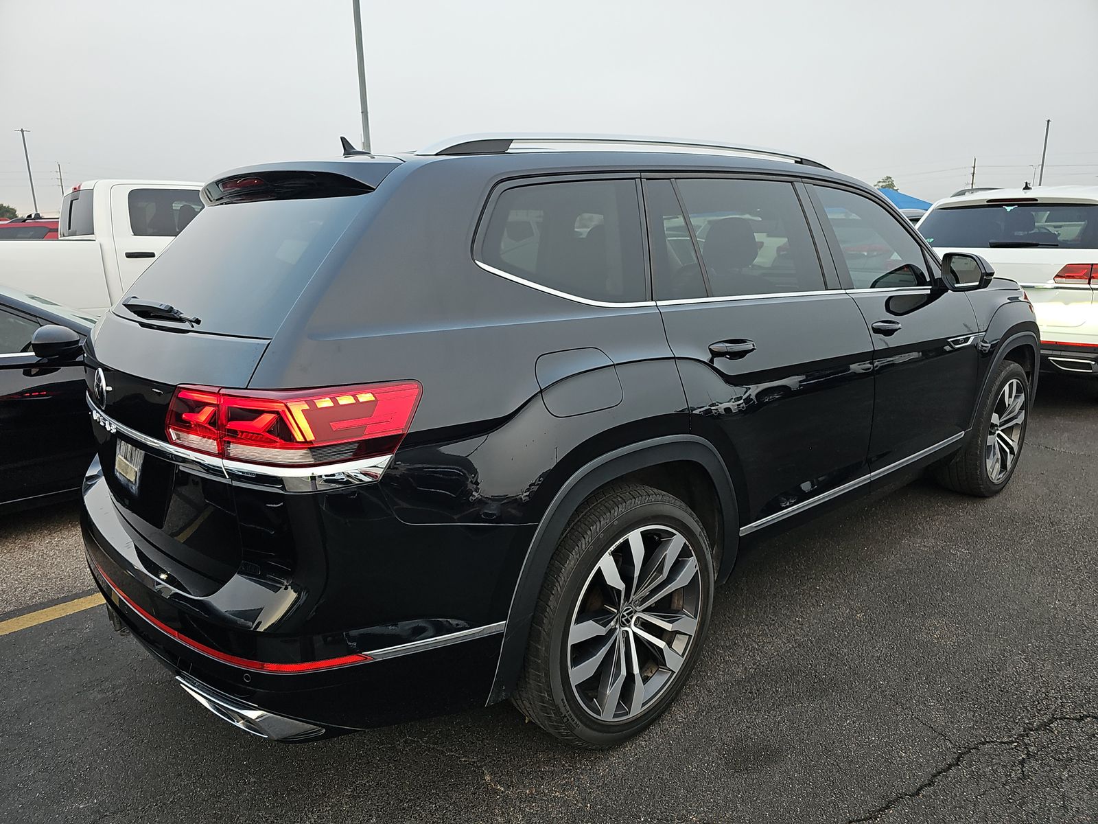 2021 Volkswagen Atlas 3.6L SEL R-Line FWD