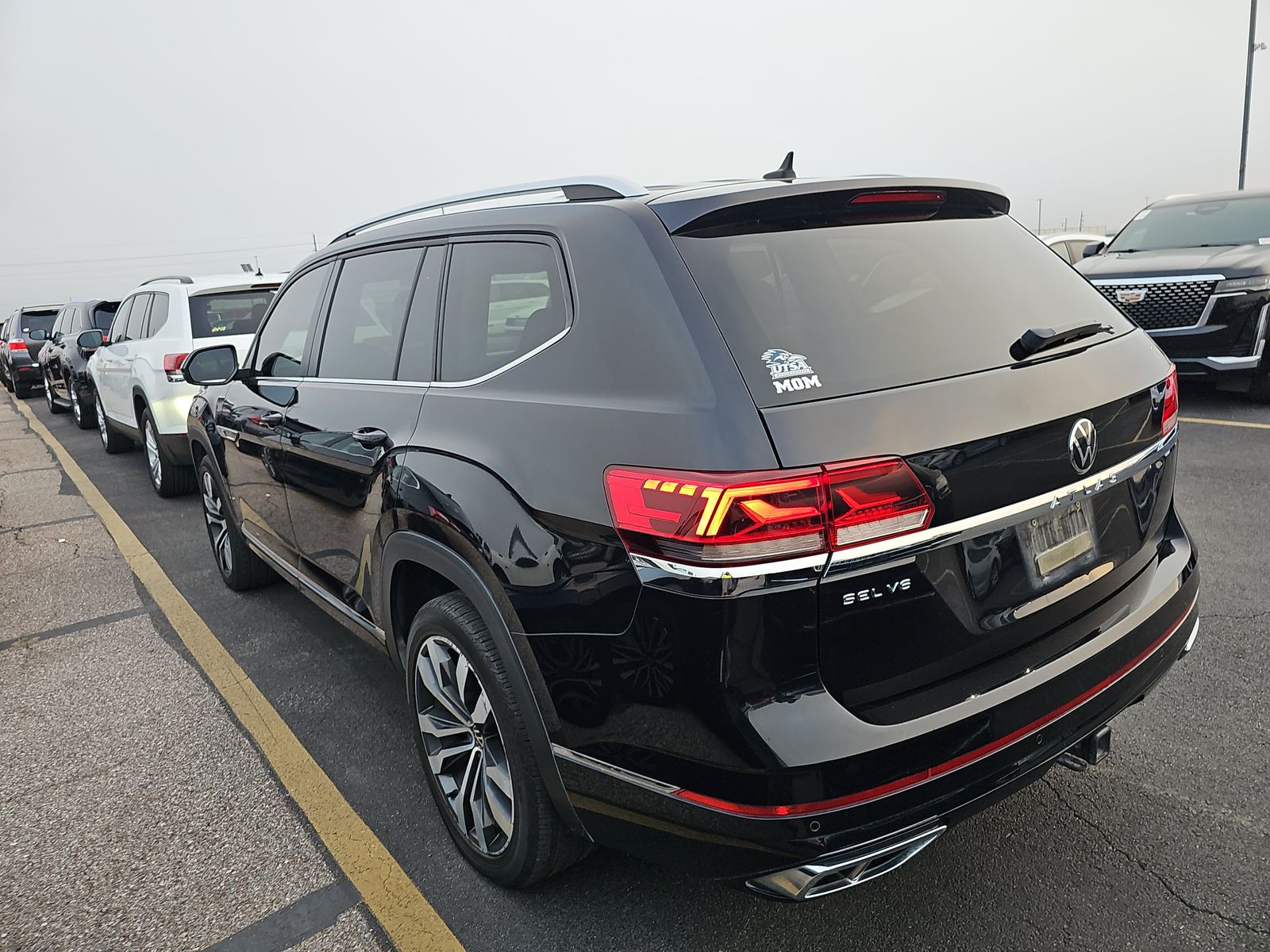 2021 Volkswagen Atlas 3.6L SEL R-Line FWD