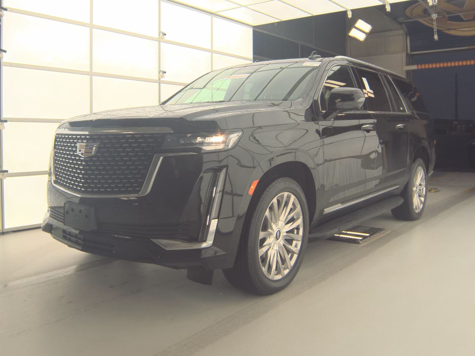 2023 Cadillac Escalade ESV Premium Luxury AWD