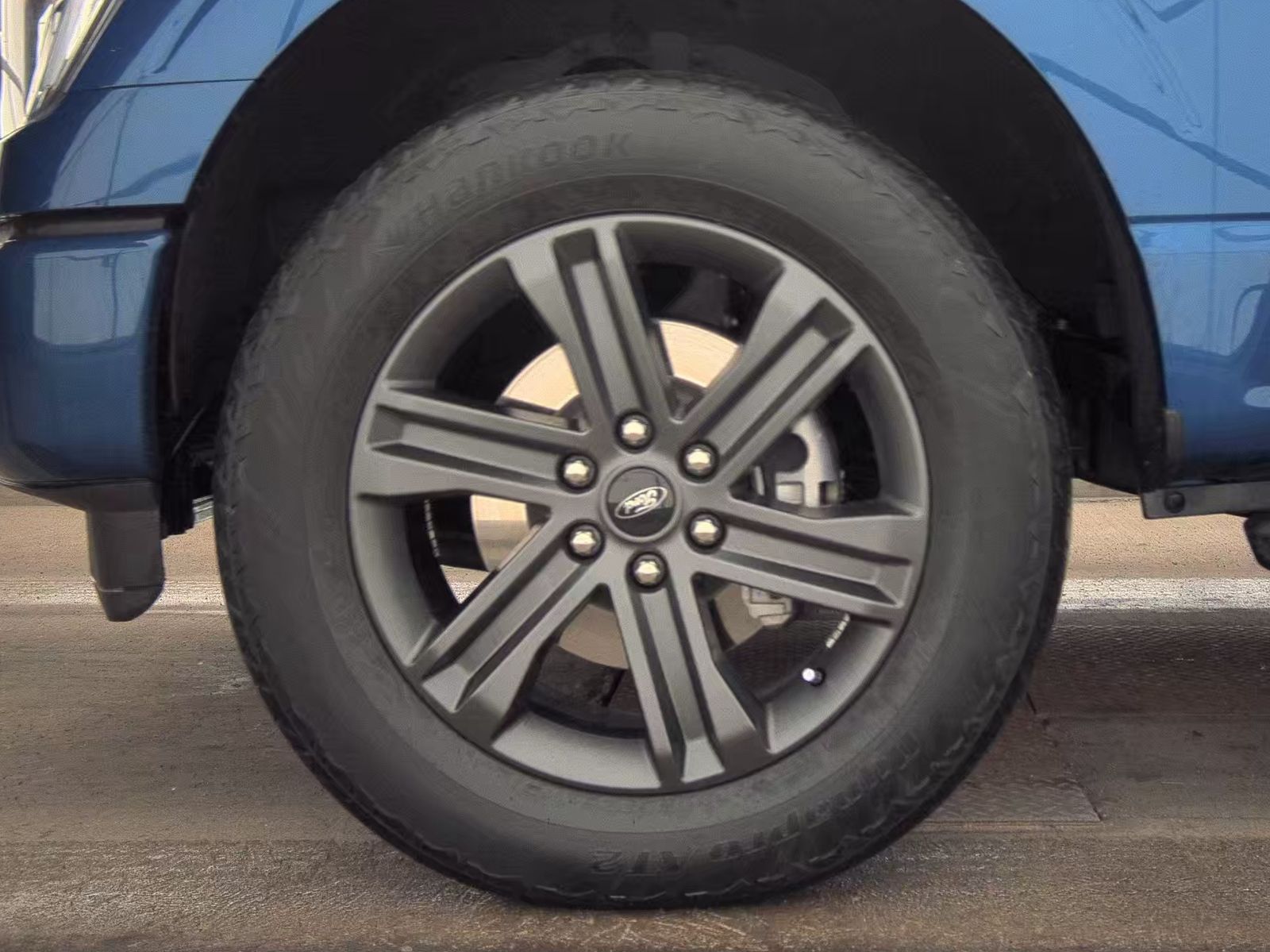 2023 Ford F-150 XLT AWD